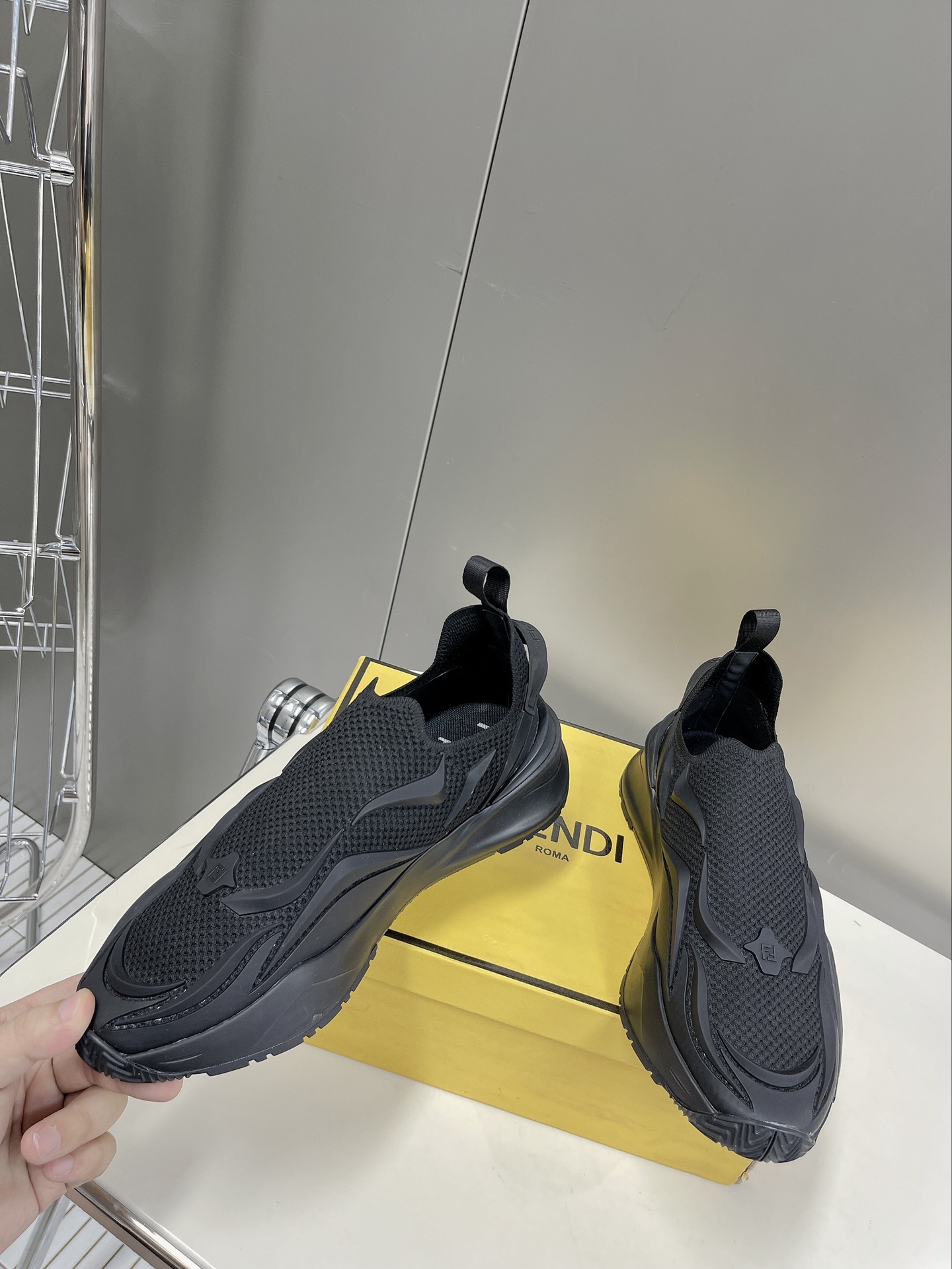F**di Low Trainers Sneakers Black For Women 23214332