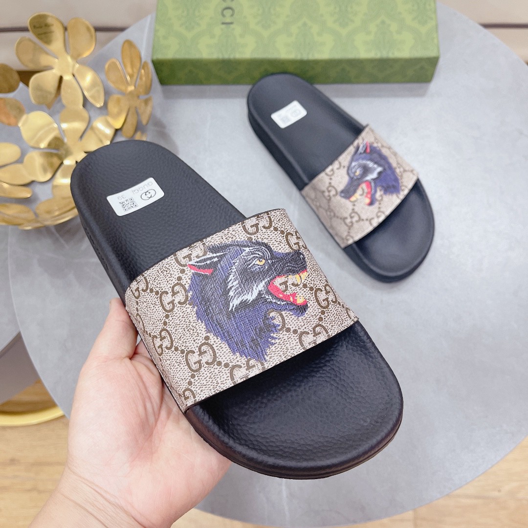 Gvc*1 Women’s Gvc*1 Svp*me Slides With Wolf Black And Gray For Women 408508