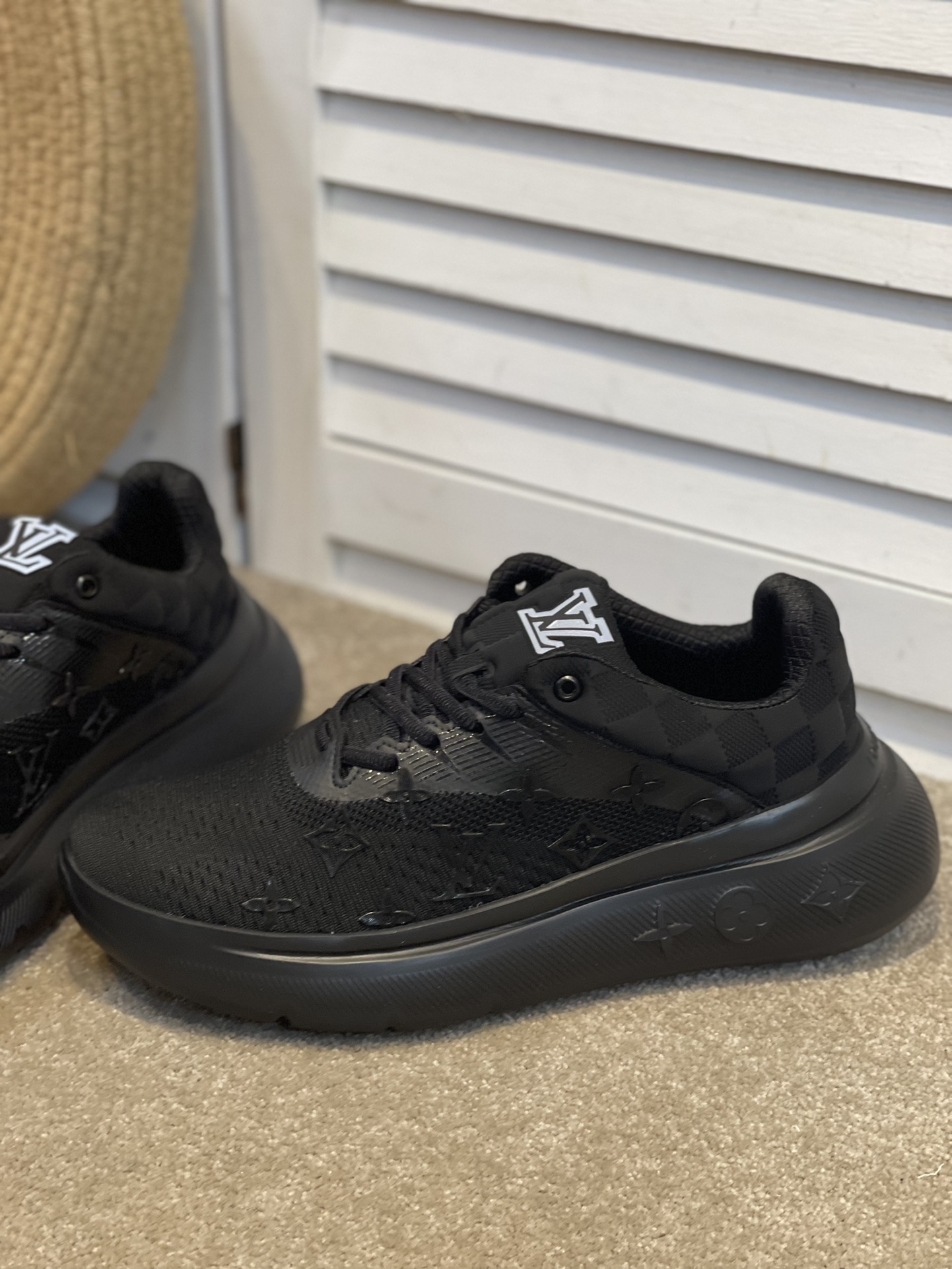 L0vis Vuittion Show Up Sneaker Black For Men LV 1A9JRI