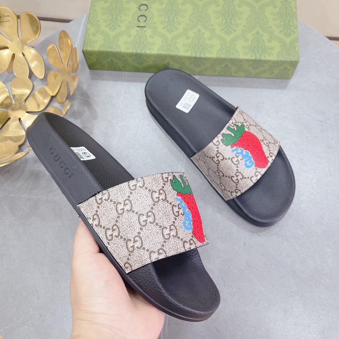 Gvc*1 Men’s GG Svp*me Slides With Gvc*1 Strawberry Black And Gray For Men 408508 G2200