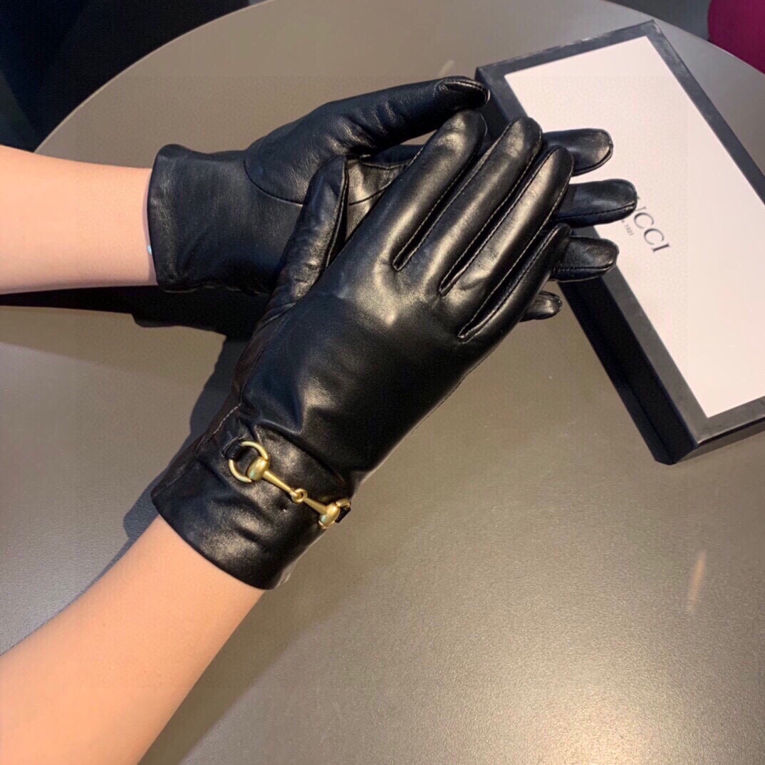 Gvc*1 Gloves With Hoursebit In Black