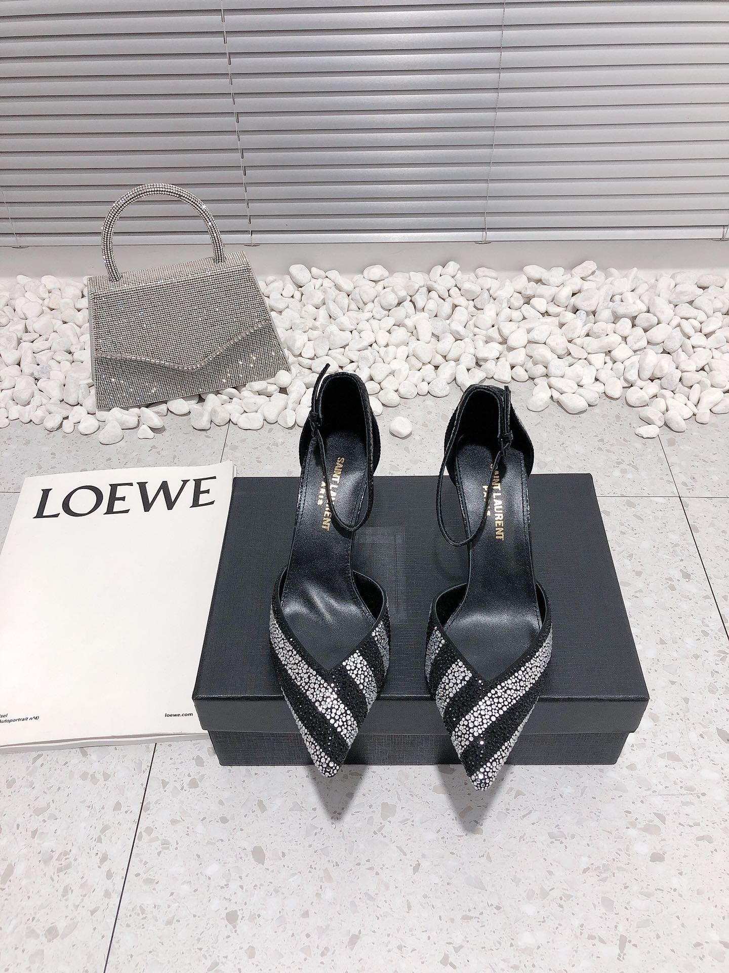 Sa1nt Lau*nt Women’s Glittering Rhinestone Embellished Pumps Black For Women Y51