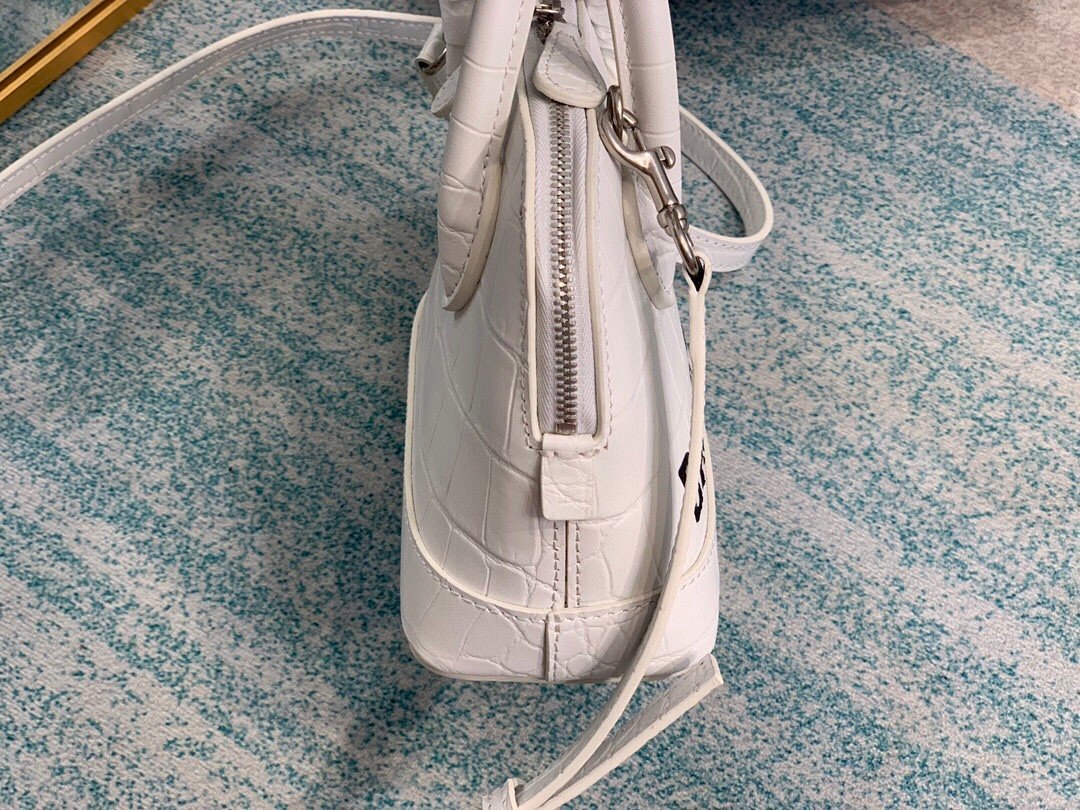 Ba1en*iaga Ville Mini Handbag In White, For Women, Women’s Bags 7in/18cm