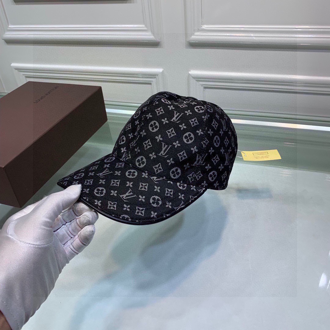 L0vis Vvtt0n Be My Cap Black LV Cap