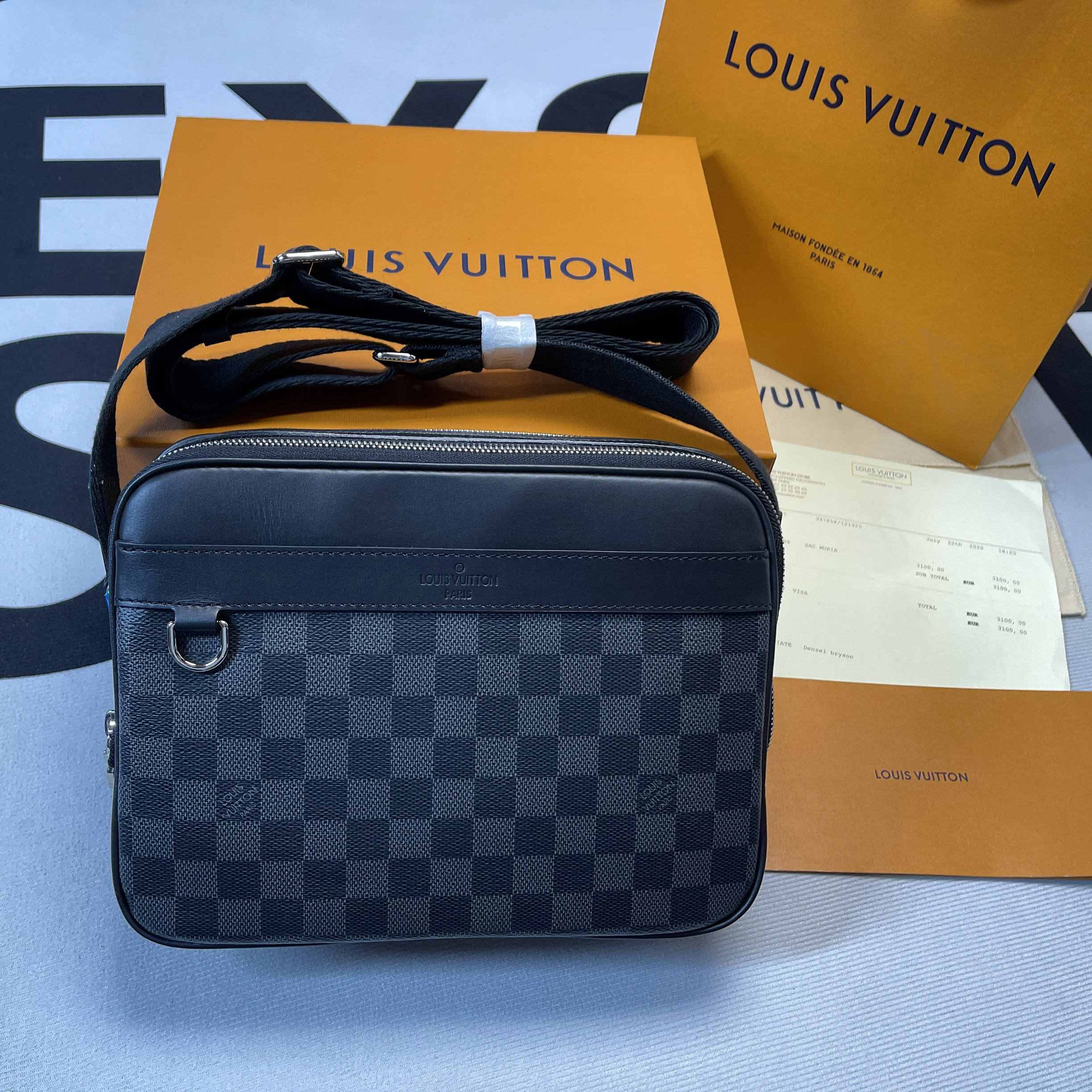 L0vis Vvtt0n Trocadero Messenger NM PM Damier Graphite For Men, Men’s Bags, Shoulder And Crossbody Bags 11.4in/29cm LV