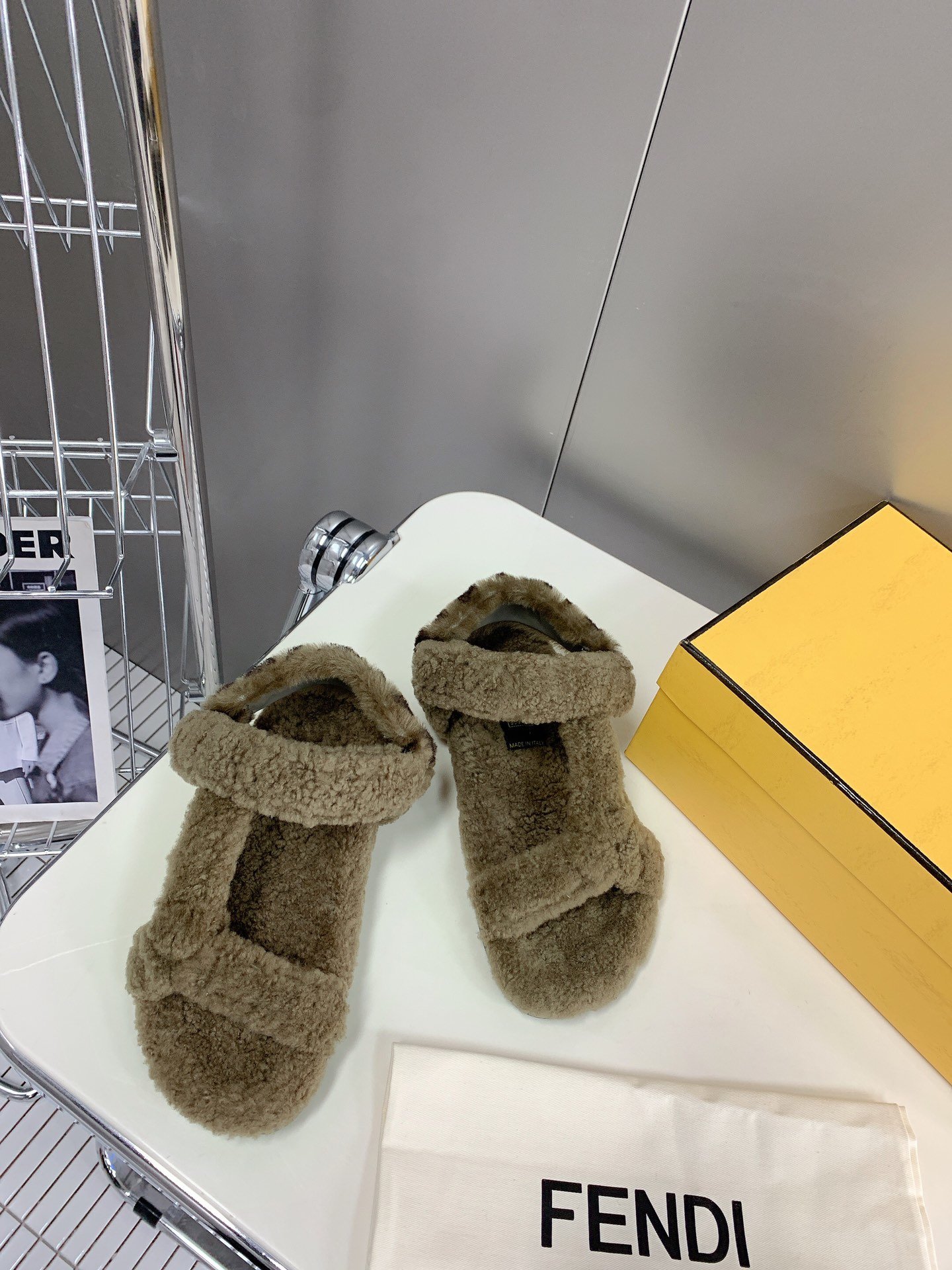F**di First Shearling Sandal Green For Women