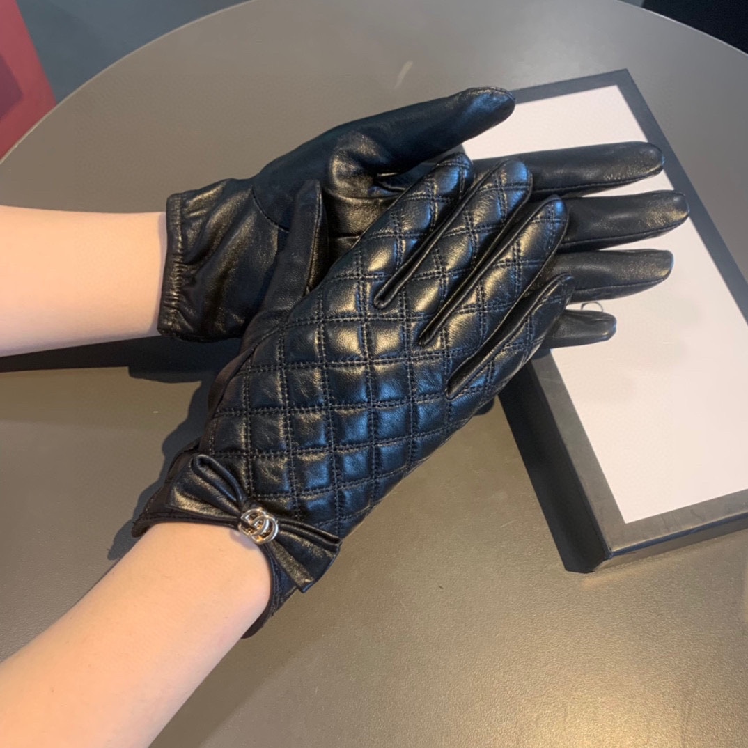 Gvc*1 Gloves With Signature Double G Motif In Black