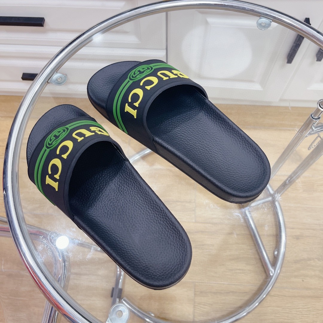 Gvc*1 Women’s Logo Rubber Slide Black Green And Yellow For Women 522887