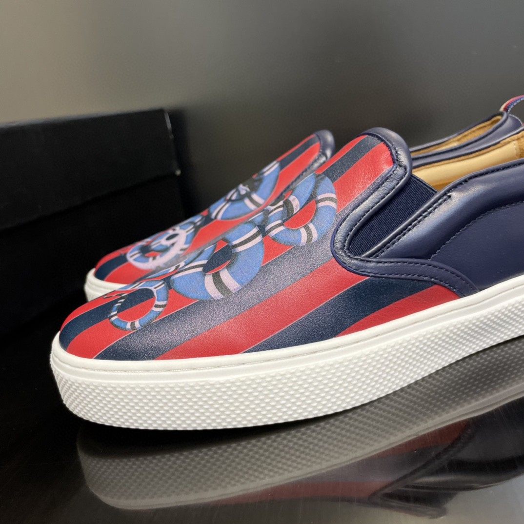 Gvc*1 Men’s Kingsnake Print Slip-On Sneaker Blue For Men 407362