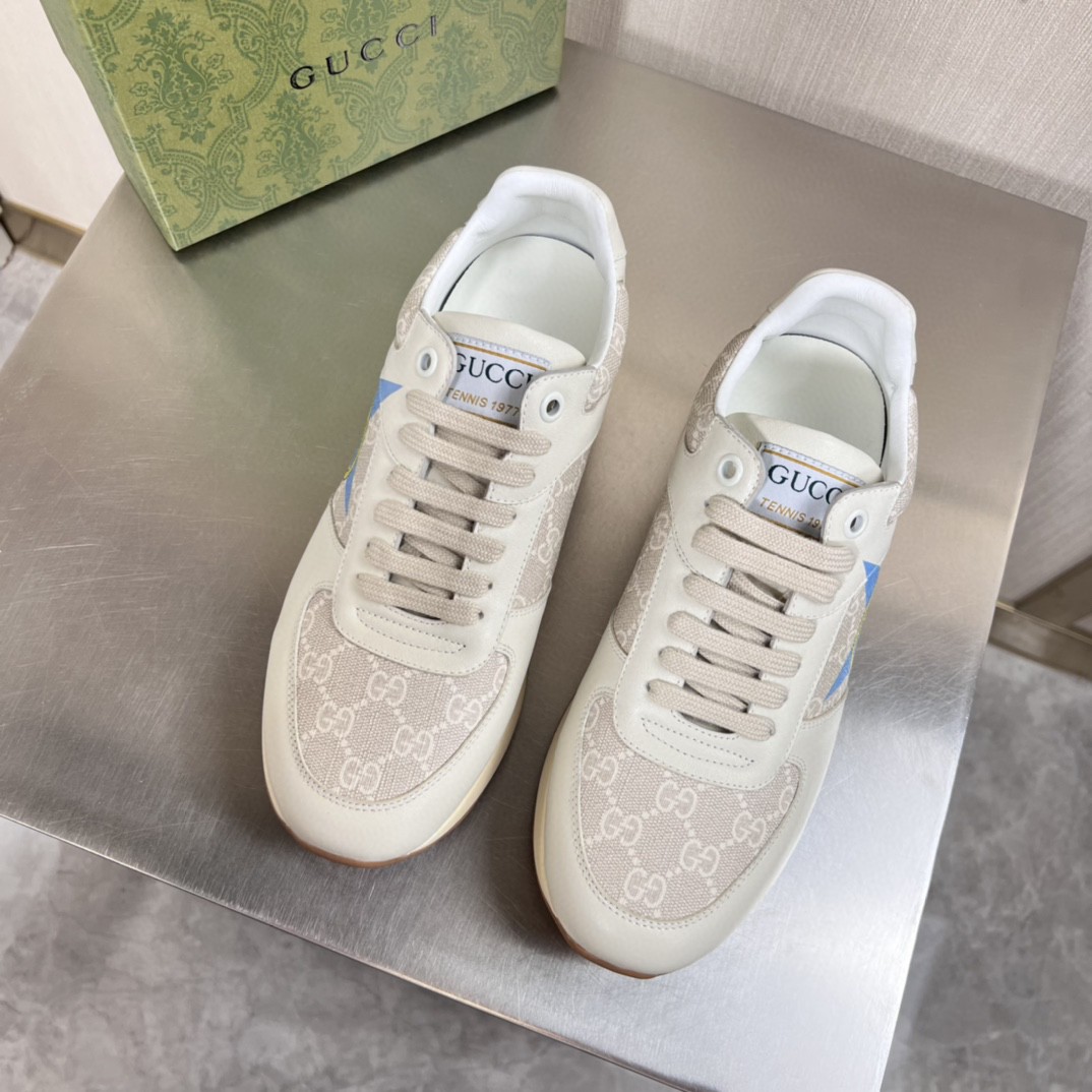 Gvc*1 Men’s GG Star Print Sneaker Light Blue Gray For Men GG Shoes 669582