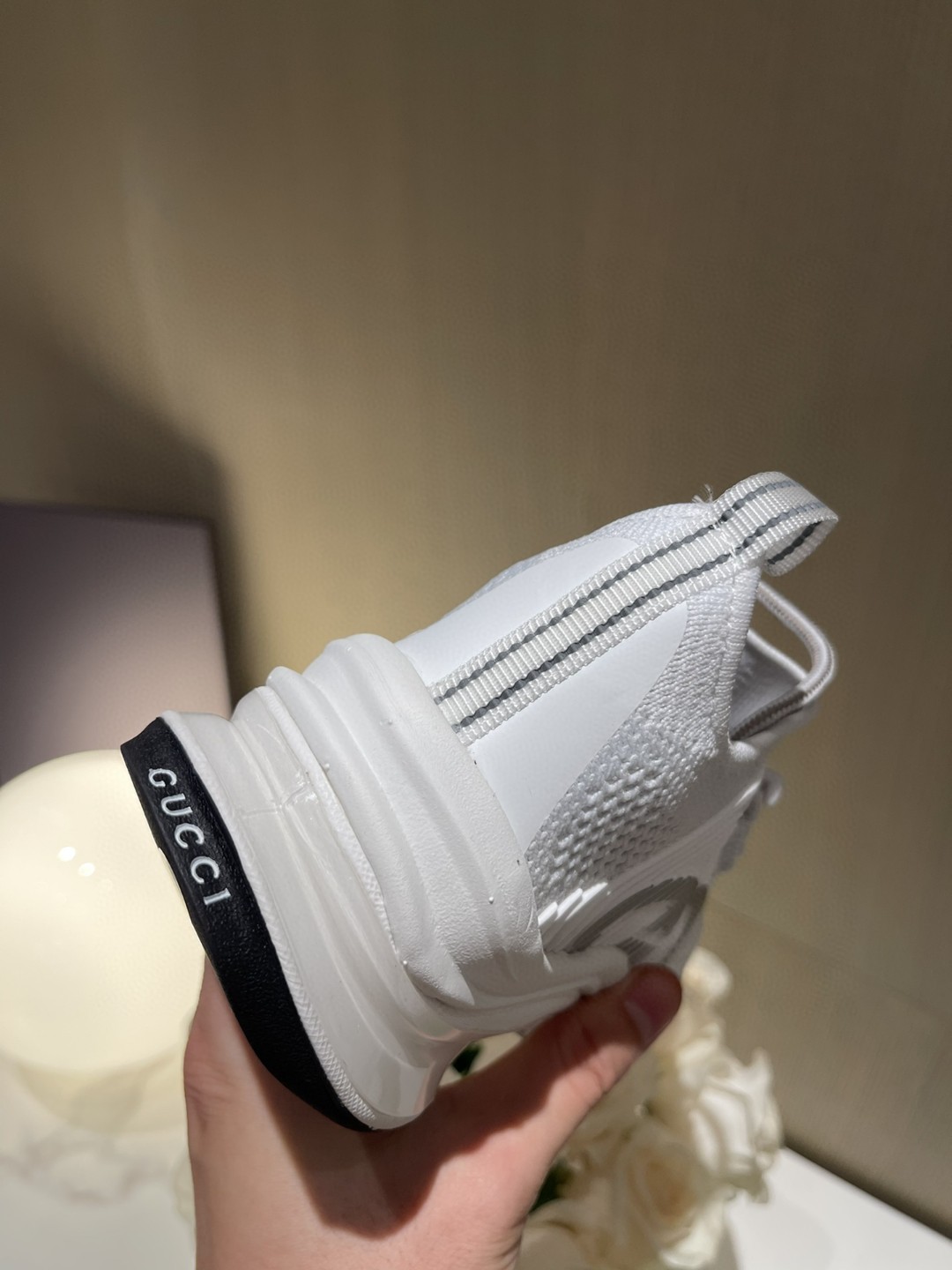 Gvc*1 Run Women’s Sneaker White For Women ‎‎‎680893 USM10 8475