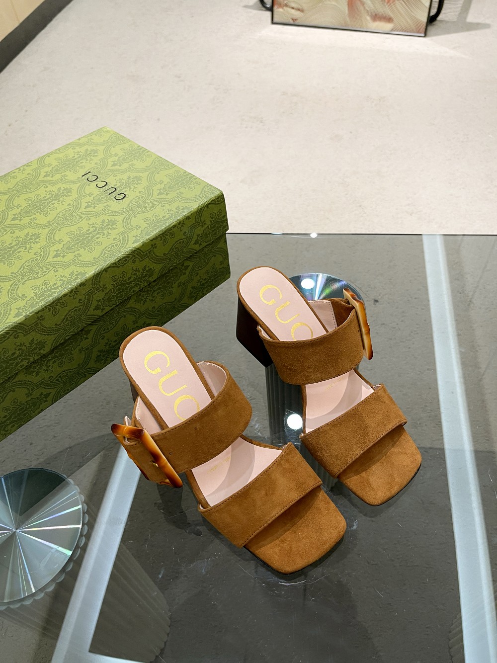 Gvc*1 Women’s Sandal With Bamboo Buckle Brown For Women GG‎