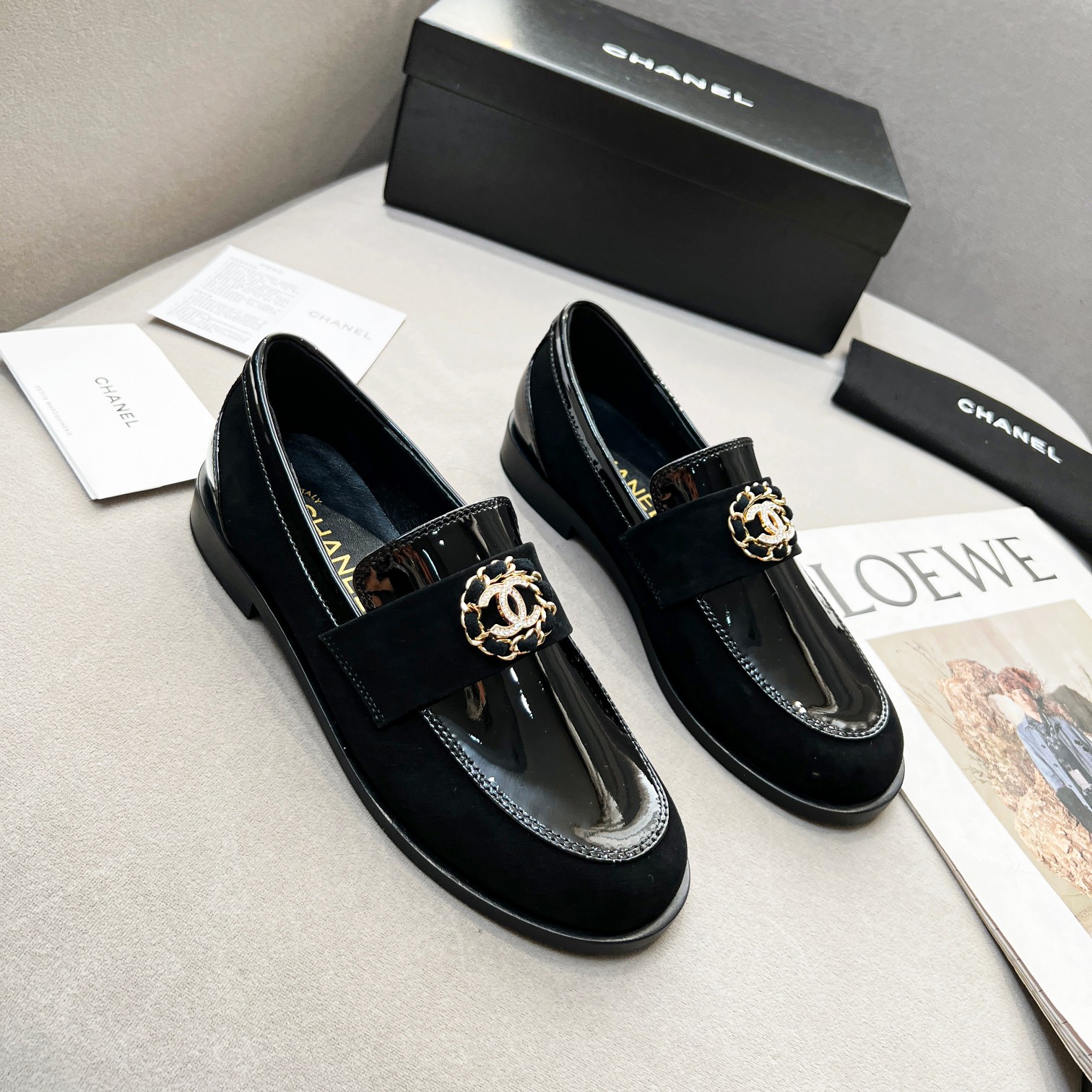 Ch**el Women’s Loafers Black For Women G39606 Y56272 94305