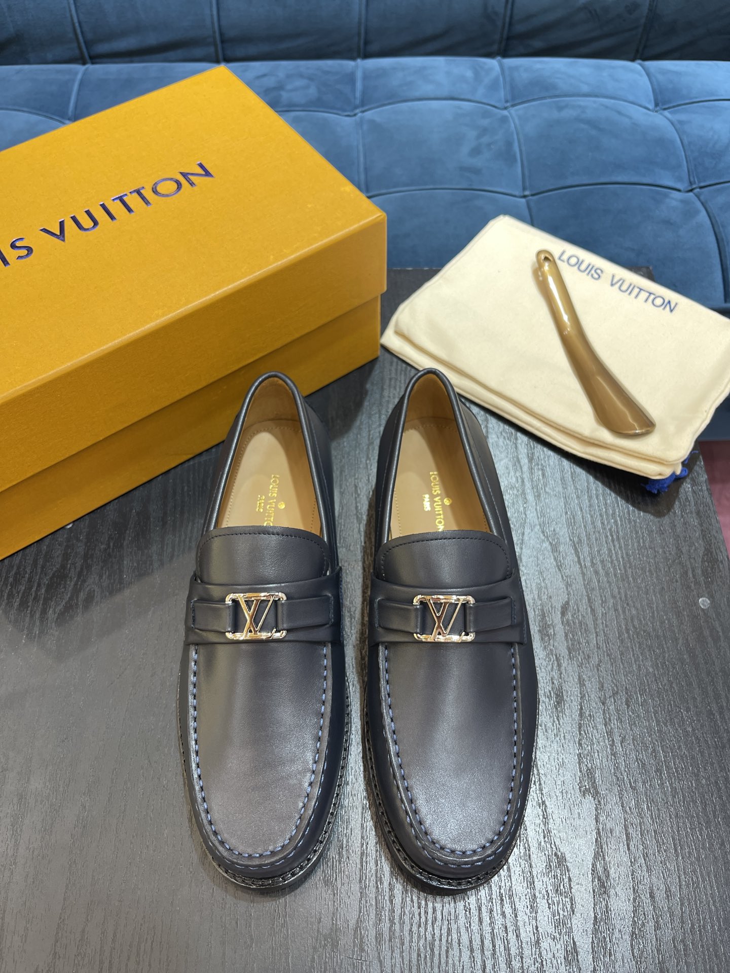 L0vis Vuittion Major Loafer Blue For Men LV 1A9HHI