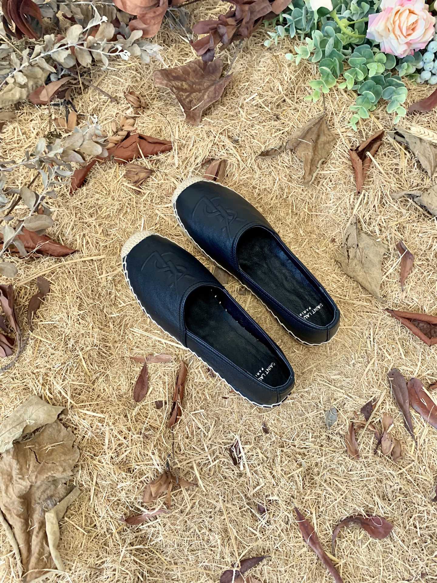 Sa1nt Lau*nt Women’s Y51 Embroidered Espadrilles Black For Women Y51 458573B34001000