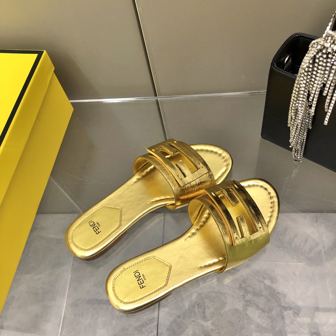 F**di Baguette Gold Nappa Slides For Women 8R8136AI16F0XV6