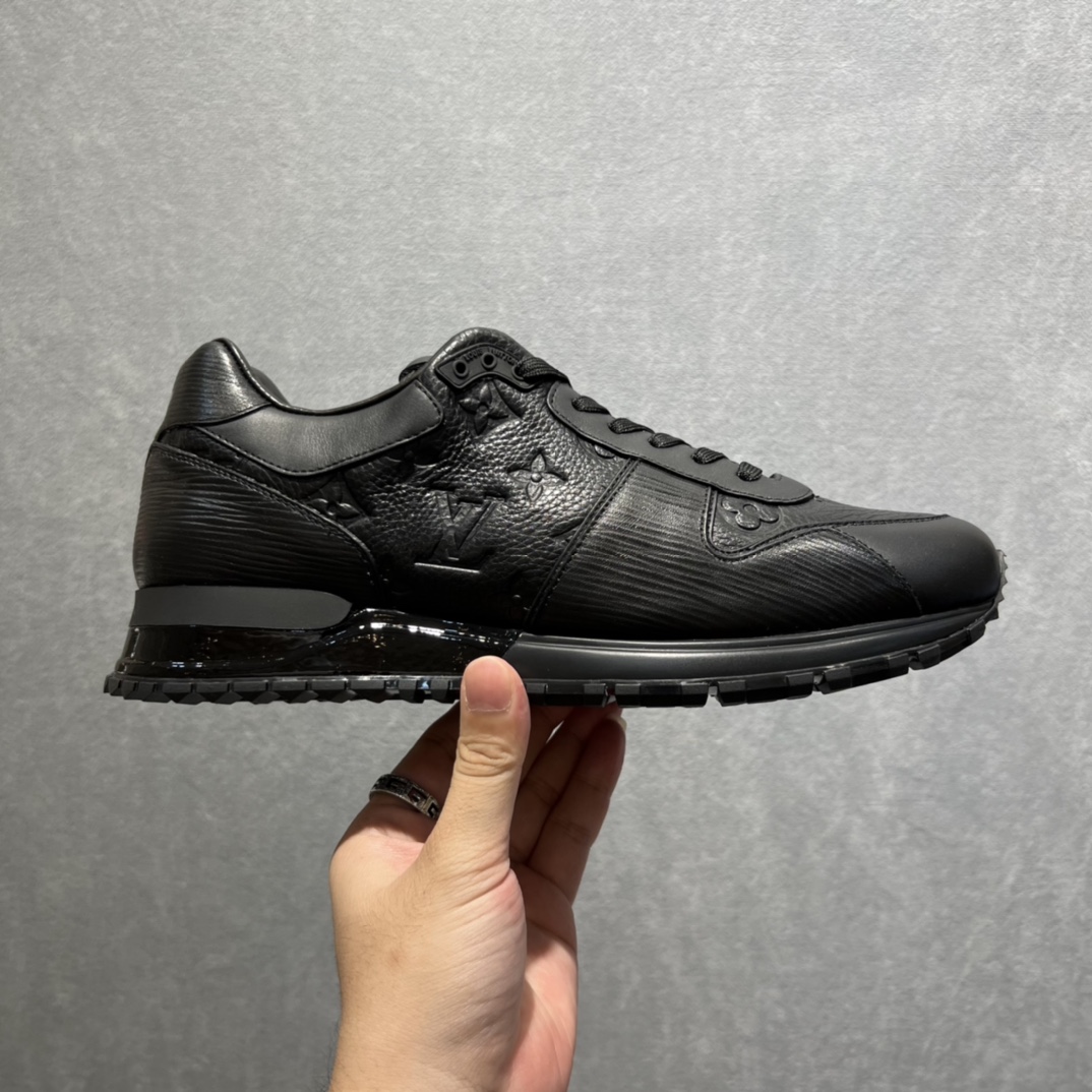 L0vis Vvtt0n Run Away Sneaker Black For Men LV 1A9ZKQ