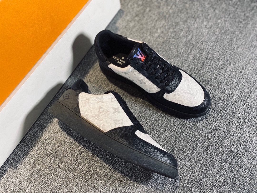 L0vis Vvtt0n Rivoli Sneaker Black And White For Men LV