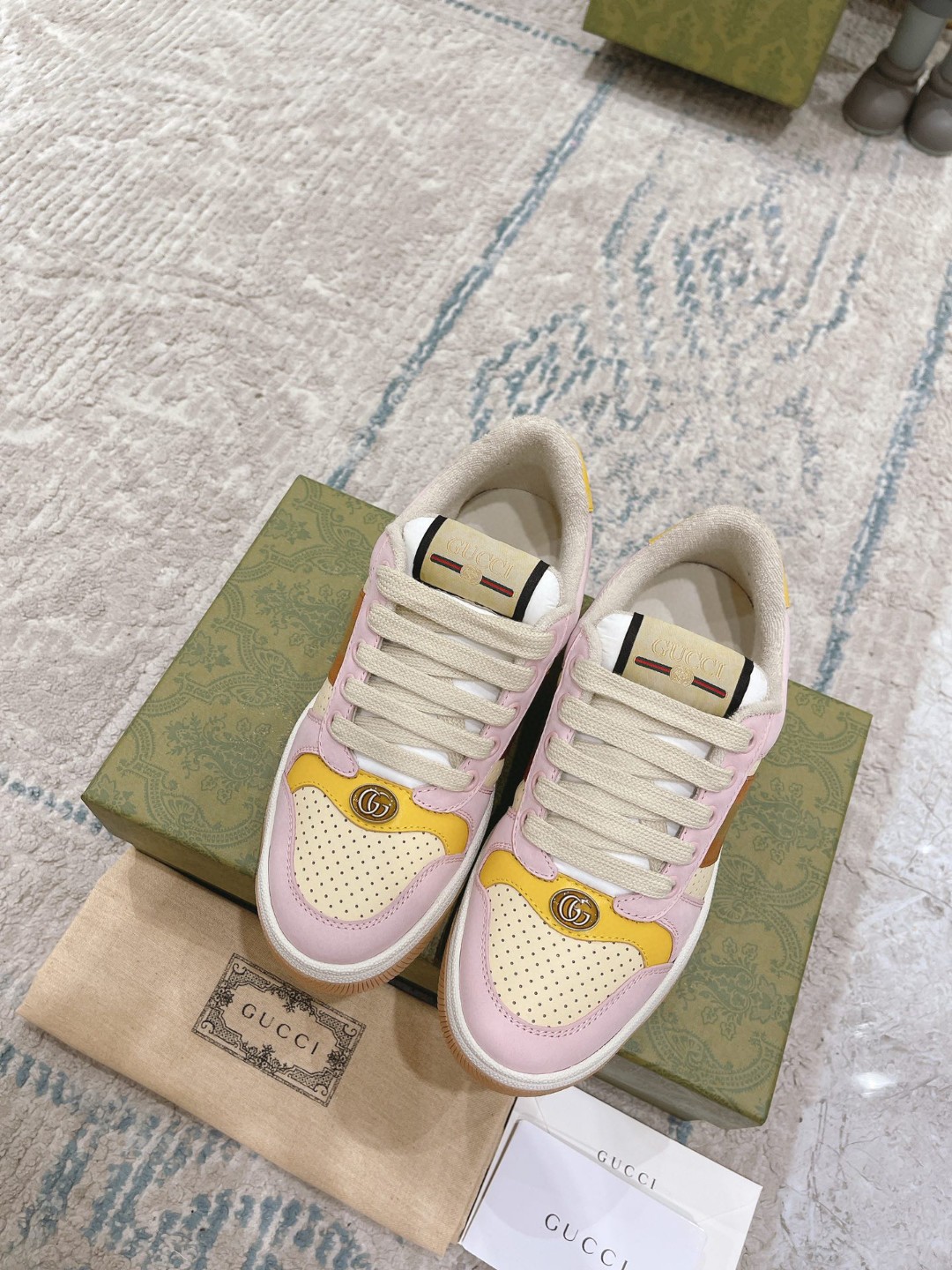 Gvc*1 Lovelight Screener Sneaker Pale Pink For Men GG Shoes 708295 0YIA0 6960