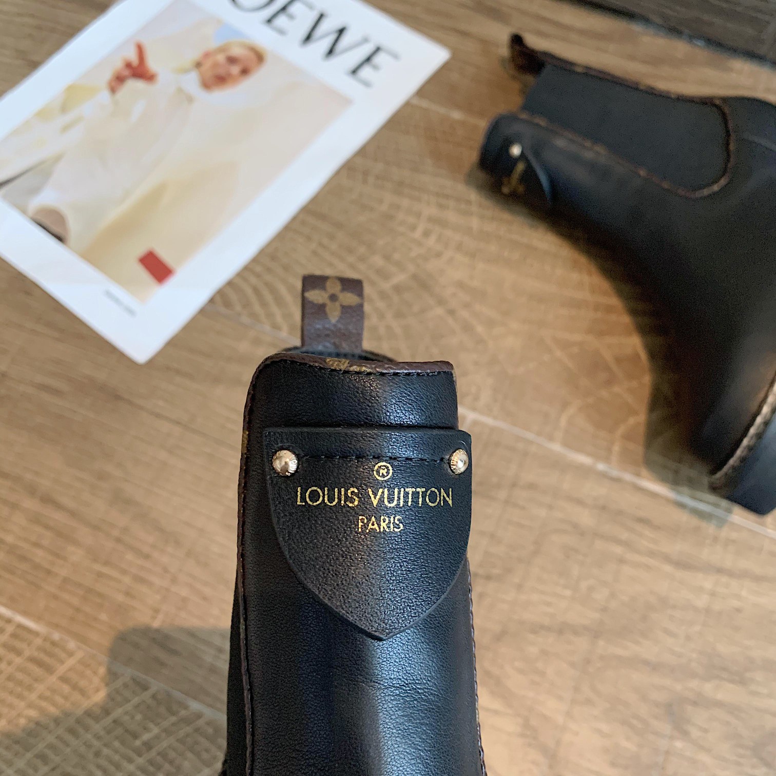 L0vis Vvtt0n Women’s LV Beaubourg Ankle Boots Black For Women LV 1A8947