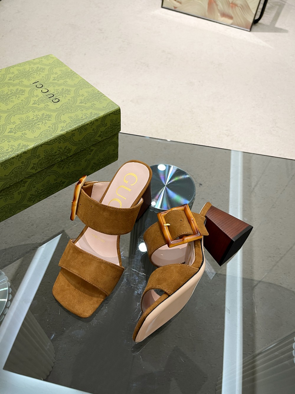 Gvc*1 Women’s Sandal With Bamboo Buckle Brown For Women GG‎