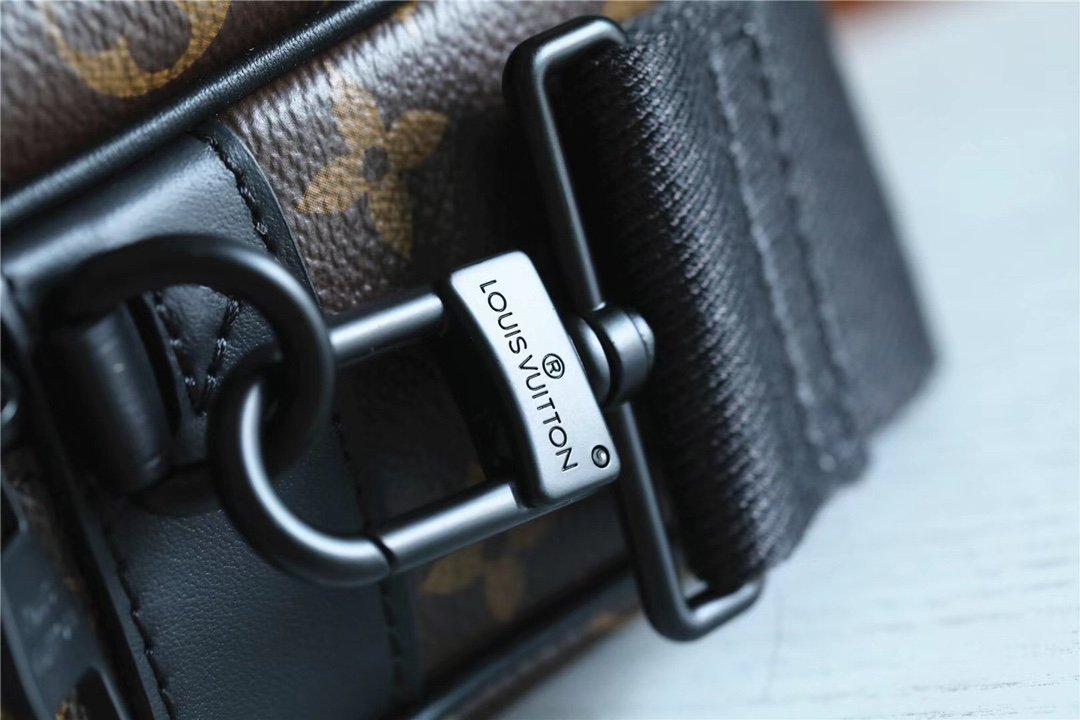 L0vis Vvtt0n S-Lock Messenger Monogram Macassar For Men, Men’s Bags, Shoulder And Crossbody Bags 8.7in/22cm LV M45806