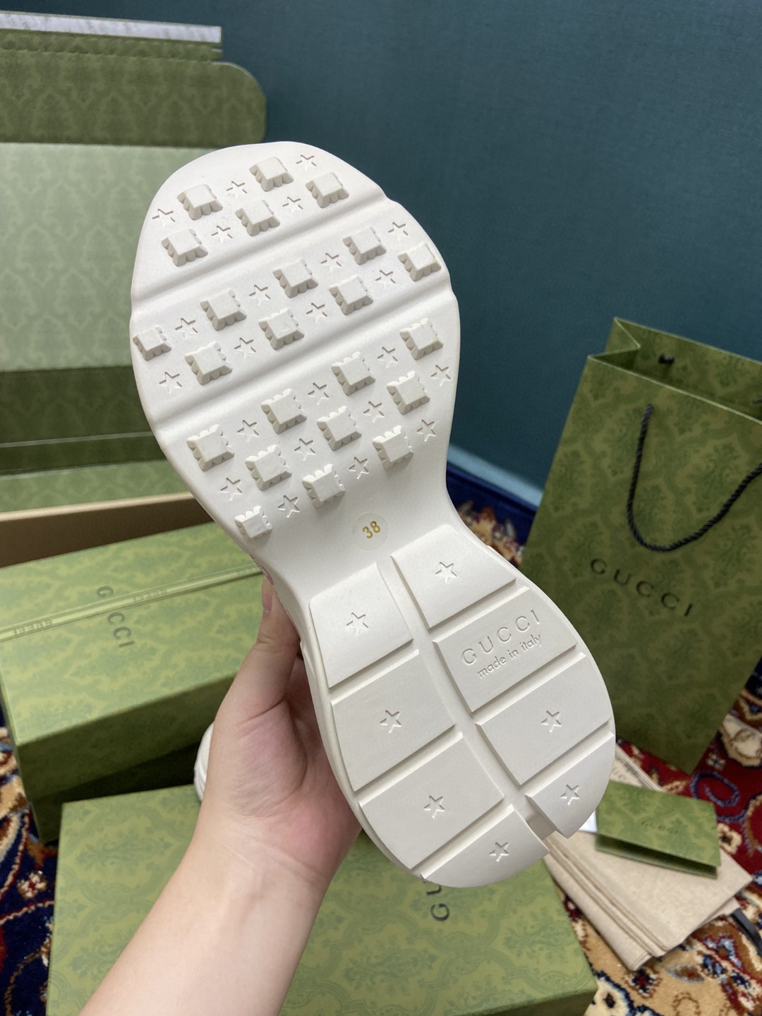 Gvc*1 Women’s Rhyton Sneakers With Lemon Gvc*1 White Ivory For Women ‎684899