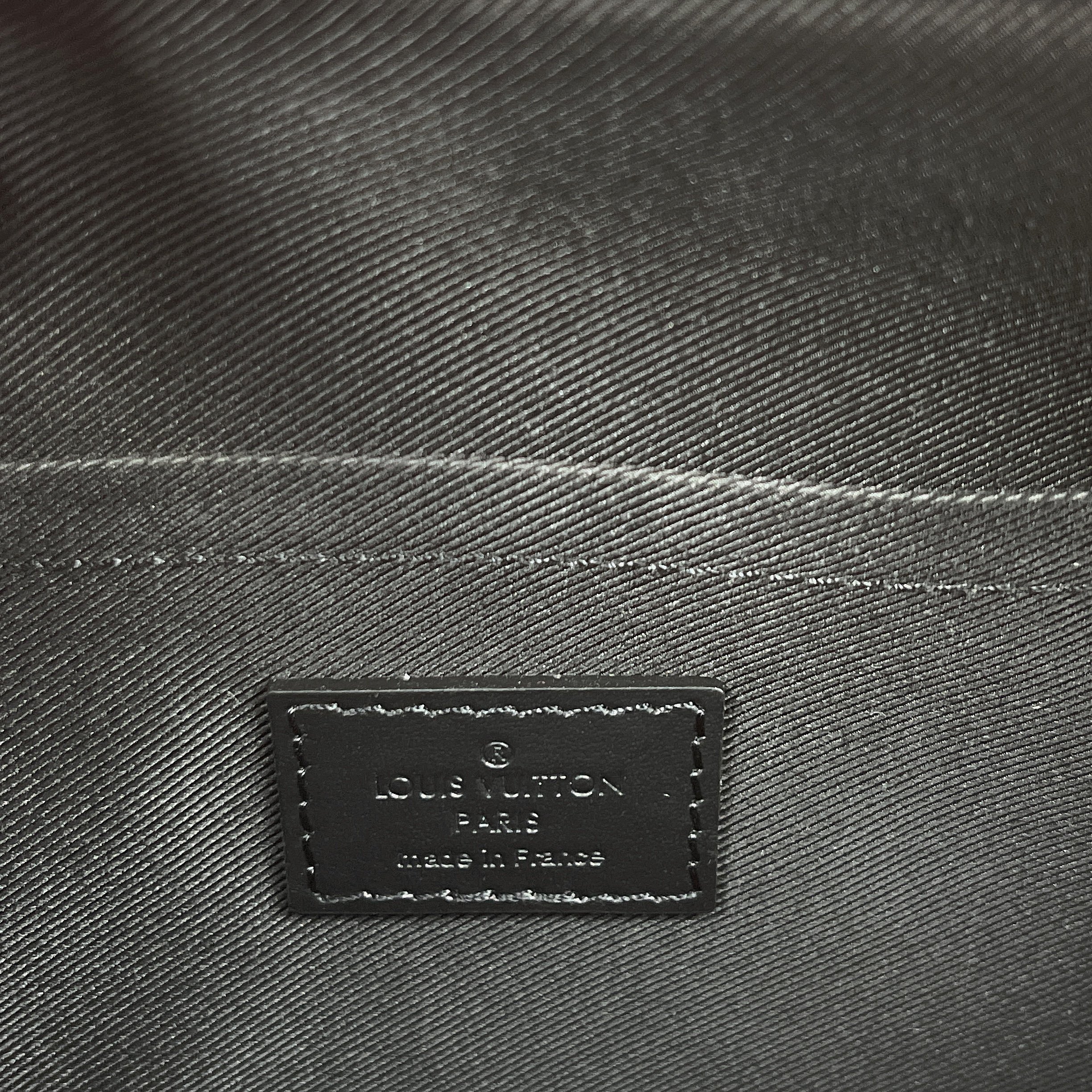 L0vis Vvtt0n S-Lock Messenger Monogram Macassar For Men, Men’s Bags, Shoulder And Crossbody Bags 8.7in/22cm LV M45806