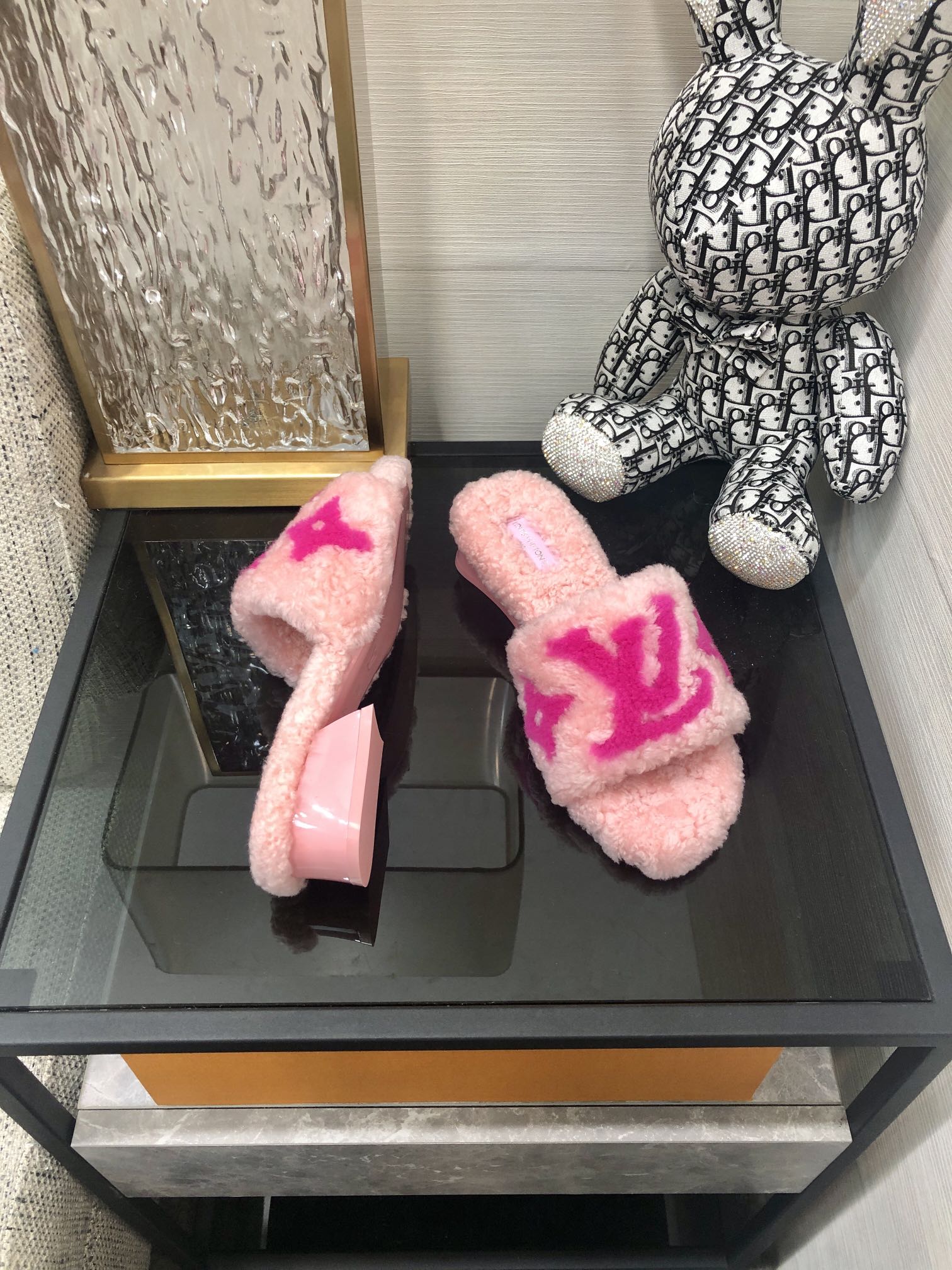 L0vis Vvtt0n Women’s Magnetic Mule Pink For Women LV