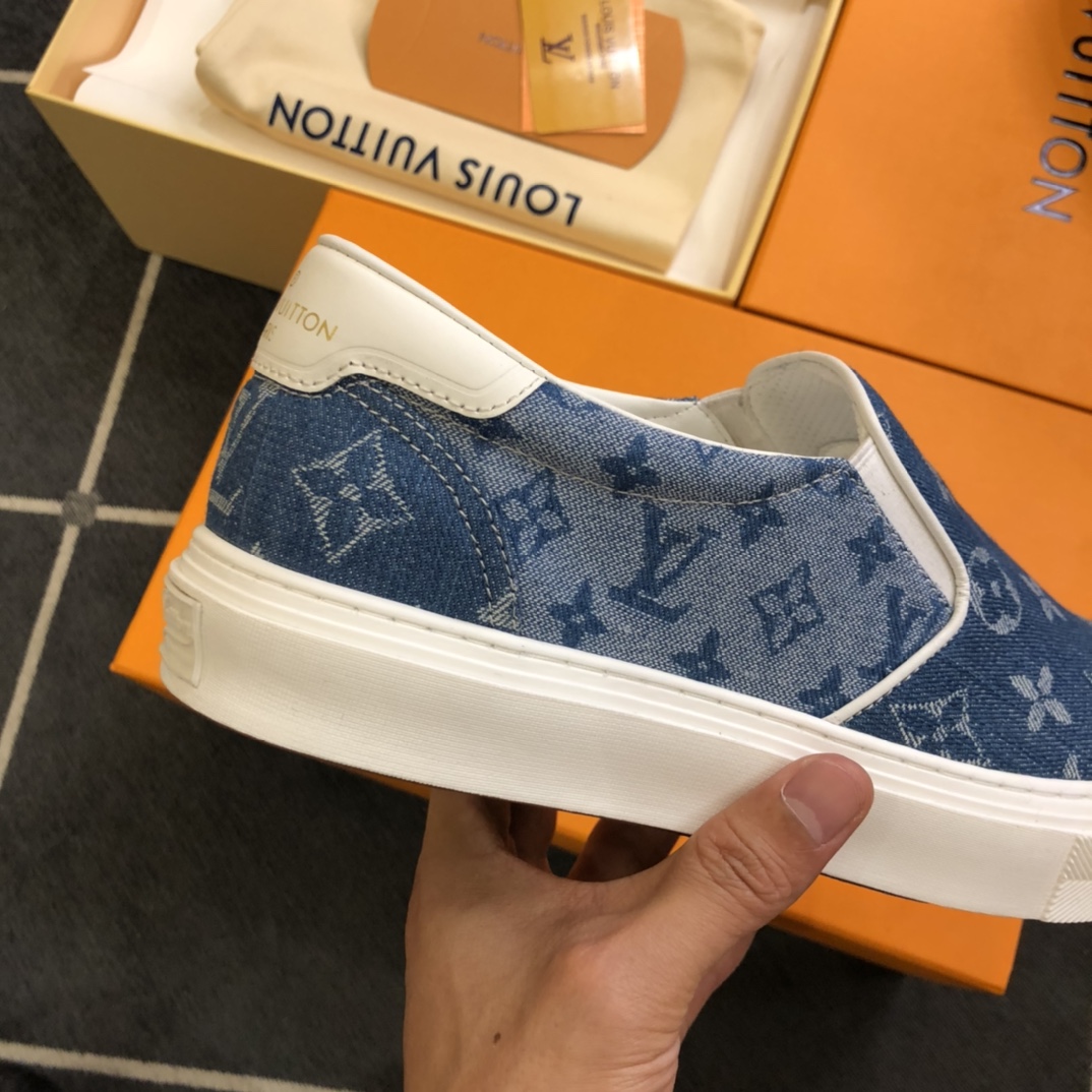 L0vis Vvtt0n LV Slip On Blue For Men LV