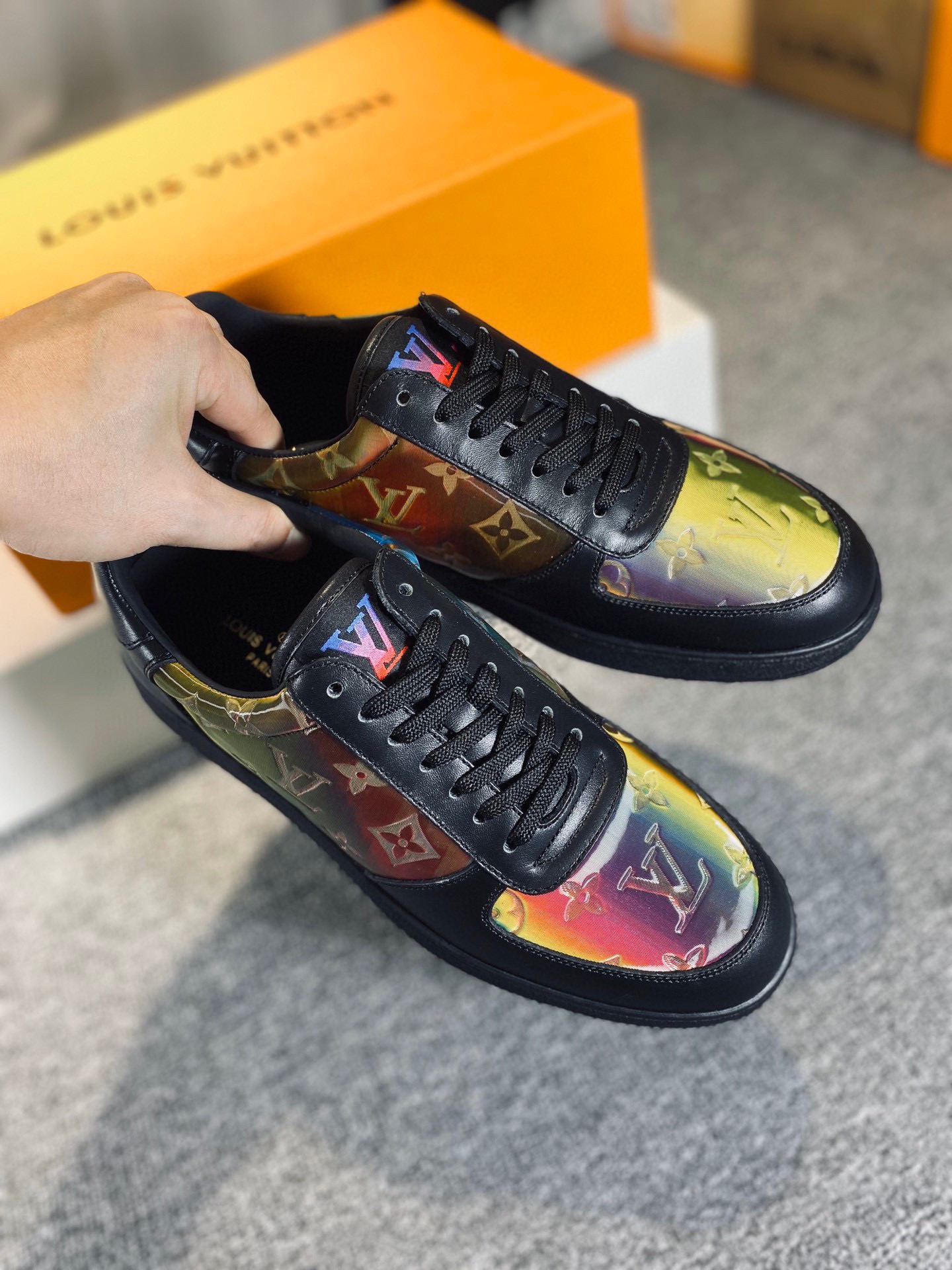 L0vis Vvtt0n Rivoli Sneaker Multicolor For Men LV