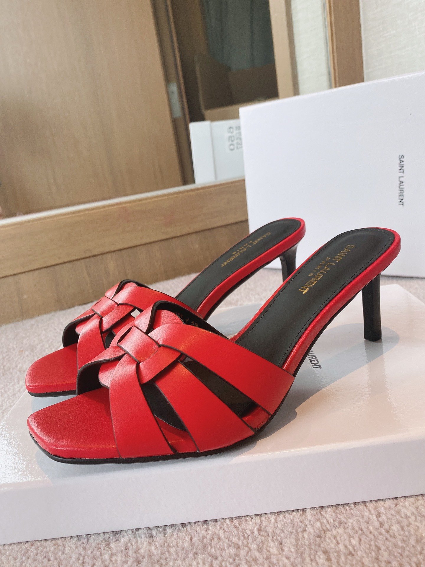 Sa1nt Lau*nt Women’s Tribute Heeled Mules Red For Women Y51