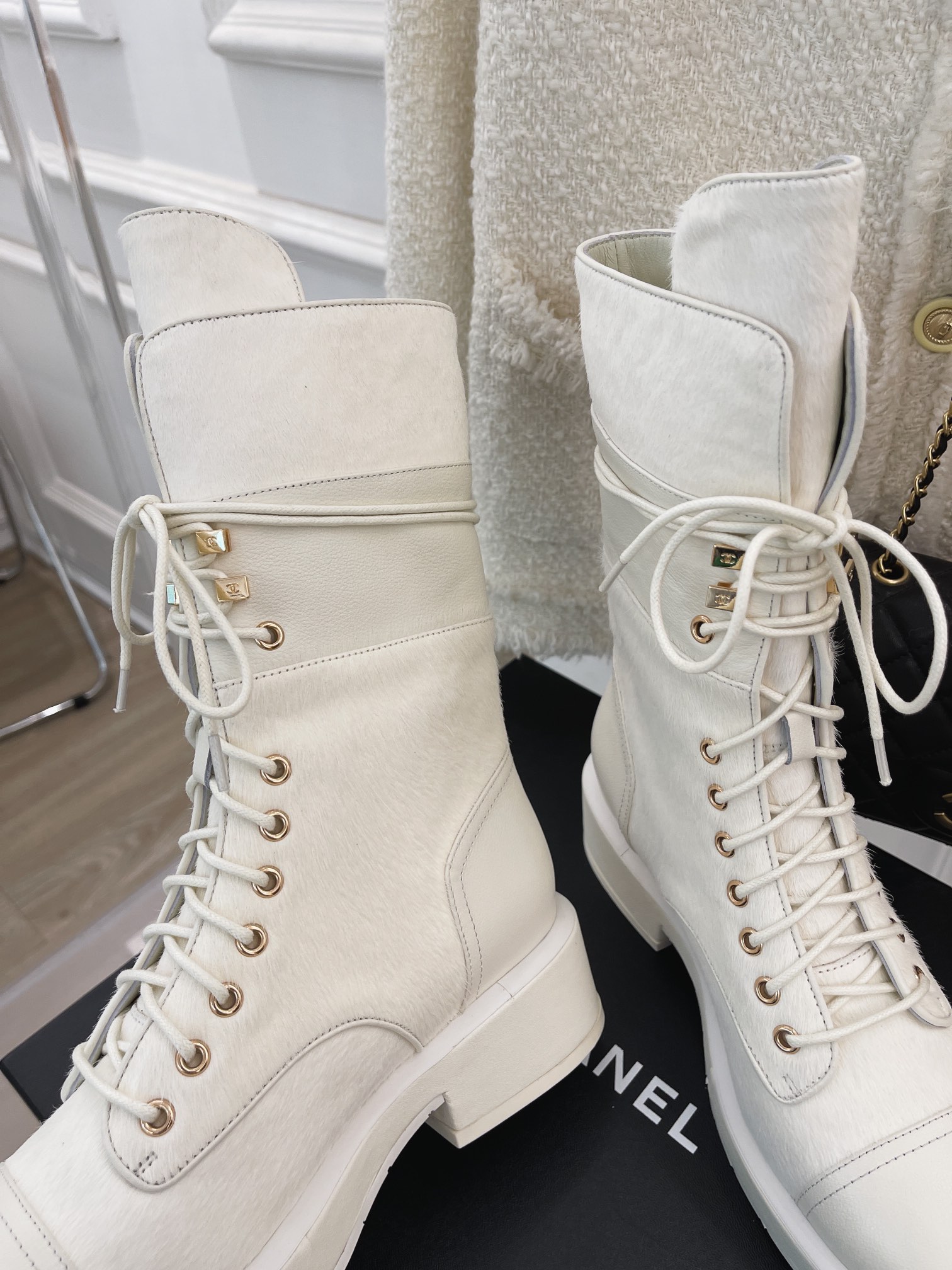 Ch**el Women’s Lace-Ups White For Women G39506 Y56127 K4955