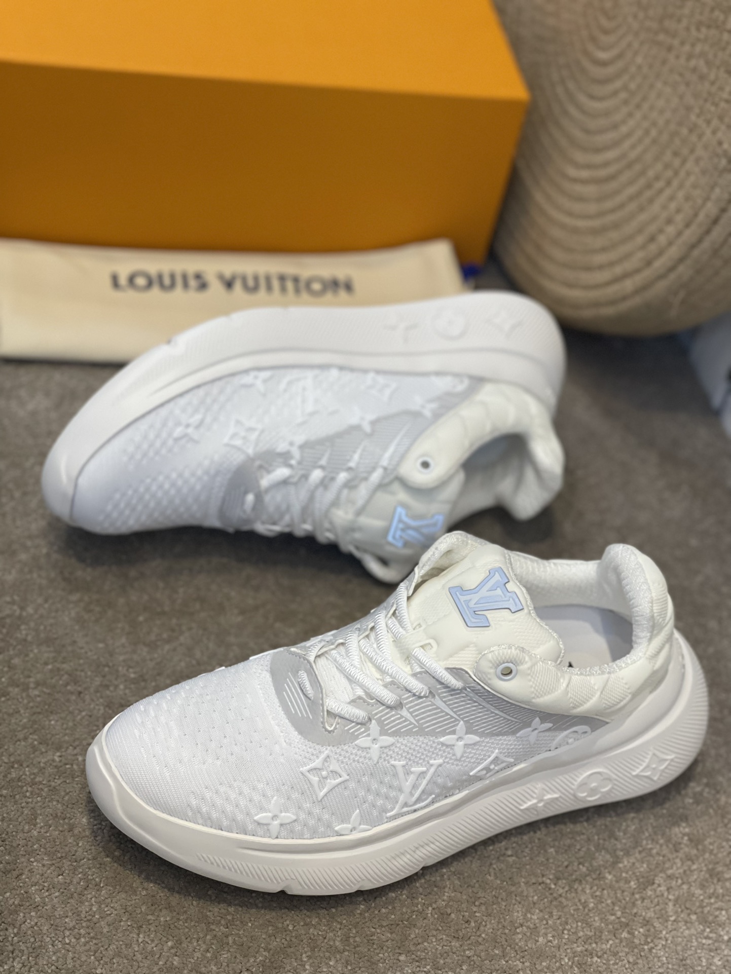 L0vis Vuittion Show Up Sneaker White For Men LV