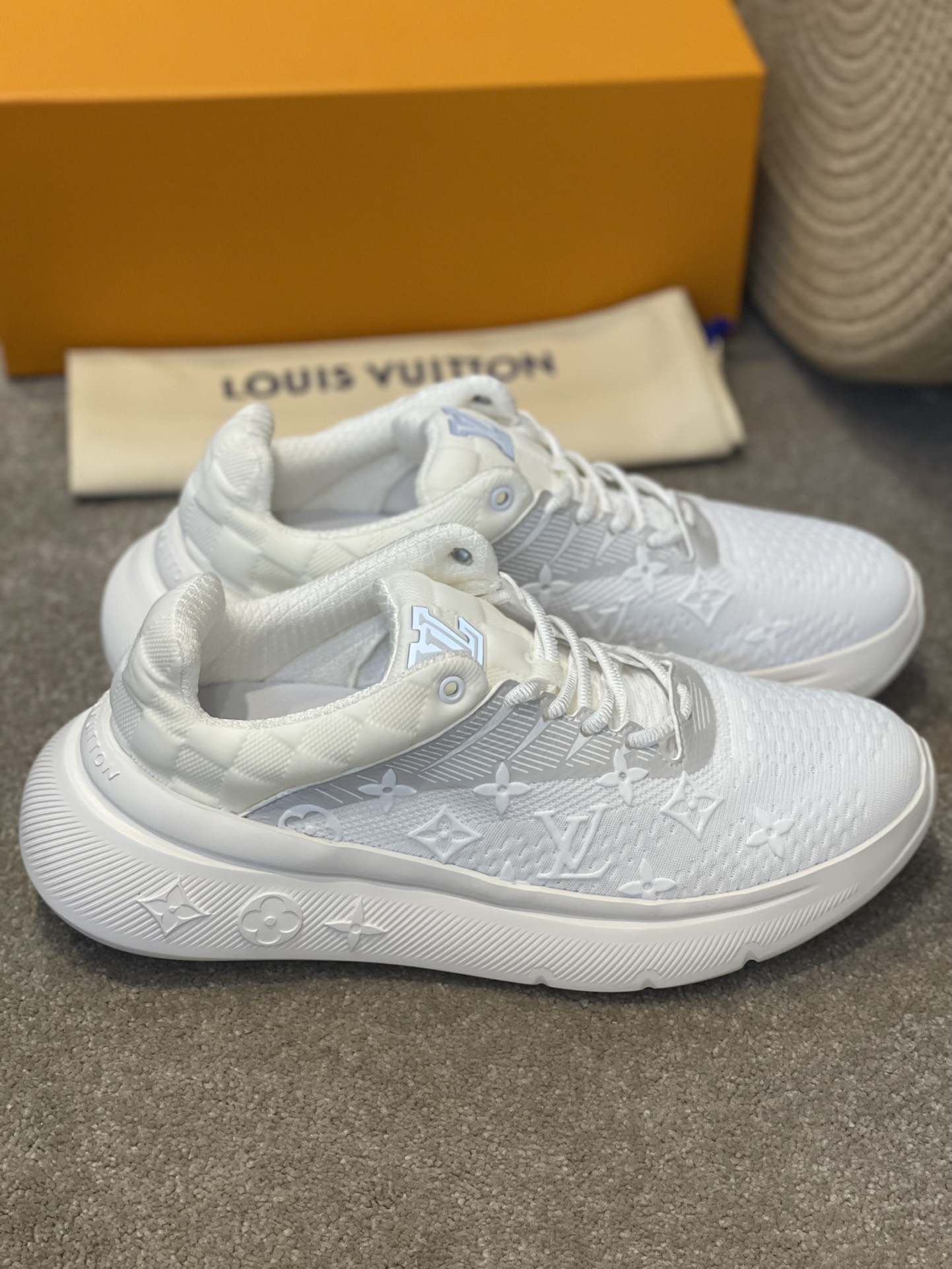 L0vis Vuittion Show Up Sneaker White For Men LV