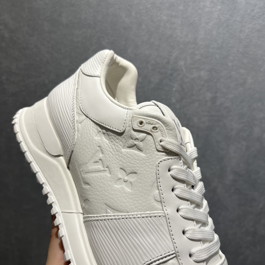 L0vis Vvtt0n Run Away Sneaker White For Men LV 1A9ZK8
