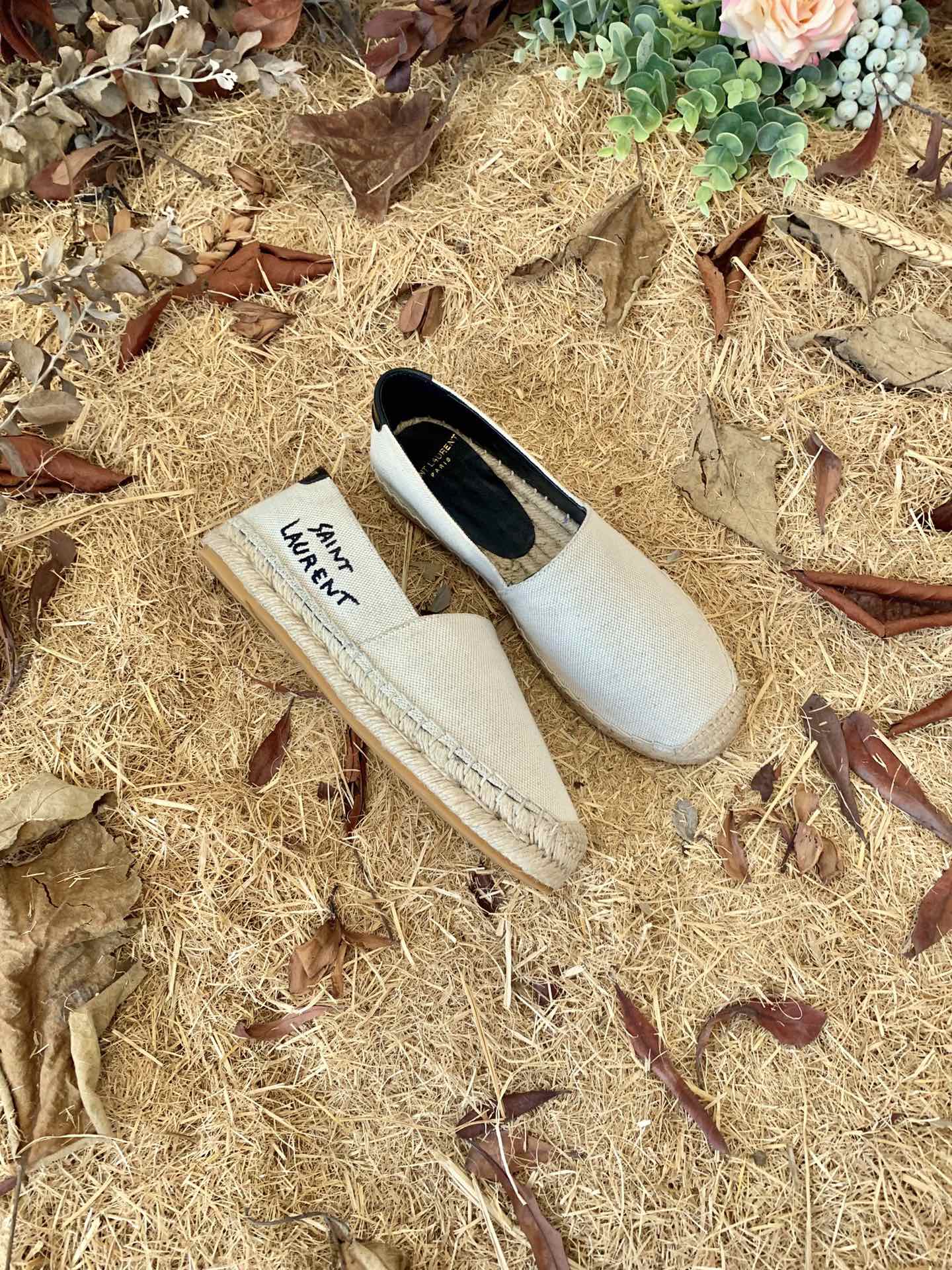 Sa1nt Lau*nt Women’s Sa1nt Lau*nt Embroidered Espadrilles White For Women Y51