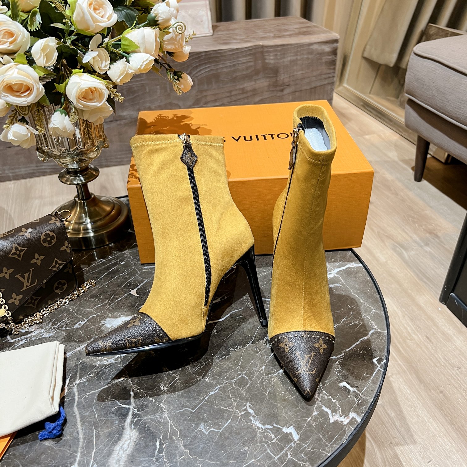 L0vis Vvtt0n Women’s Cherie Ankle Boots Yellow Women LV