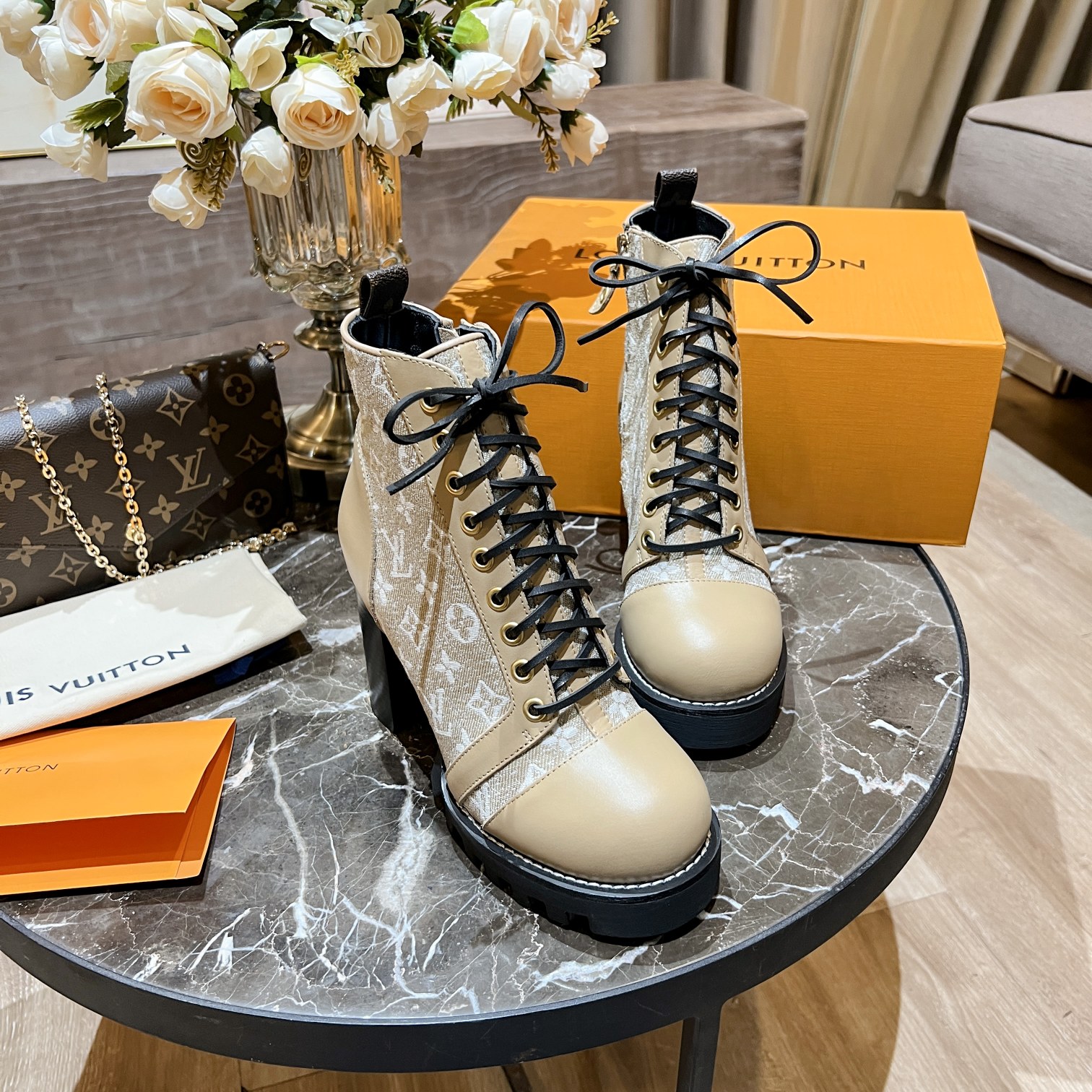 L0vis Vvtt0n Women’s Star Trail Ankle Boots Beige For Women LV
