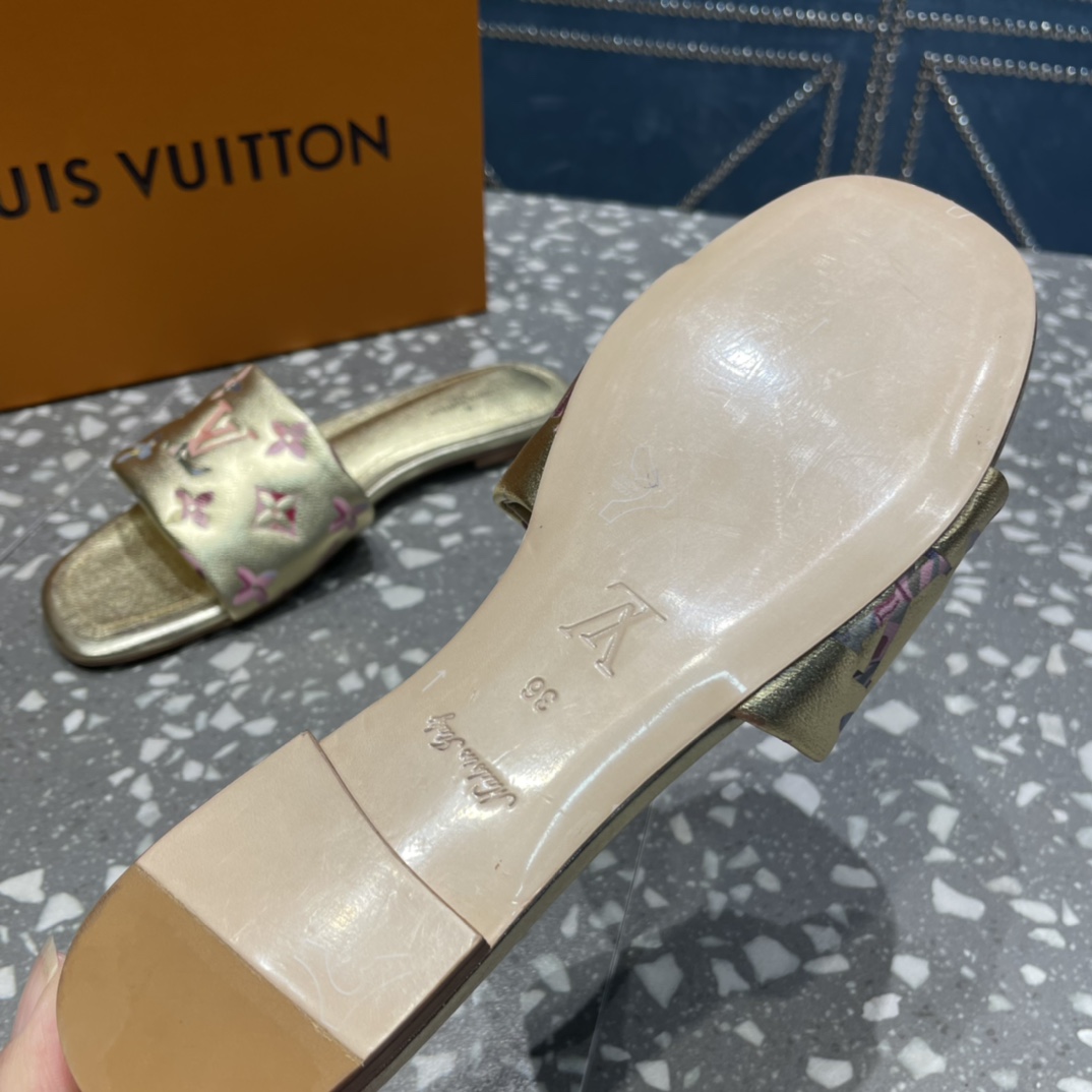 L0vis Vvtt0n Women’s Revival Flat Mule Gold For Women LV