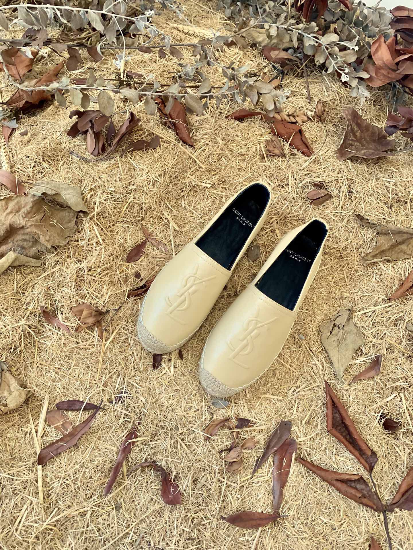 Sa1nt Lau*nt Women’s Y51 Embroidered Espadrilles Yellow For Women Y51