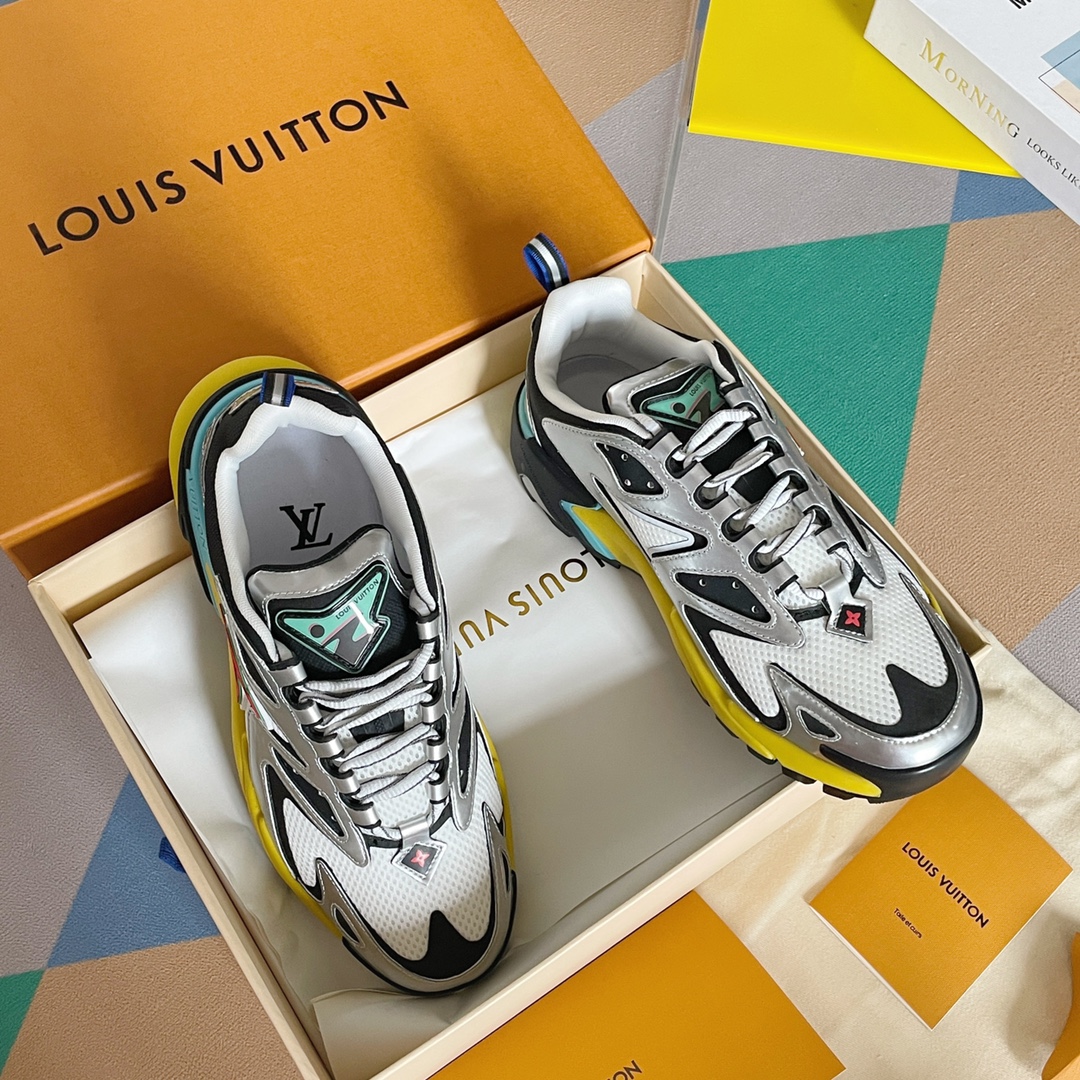 L0vis Vvtt0n Men’s LV Runner Tatic Sneaker Sliver For Men LV