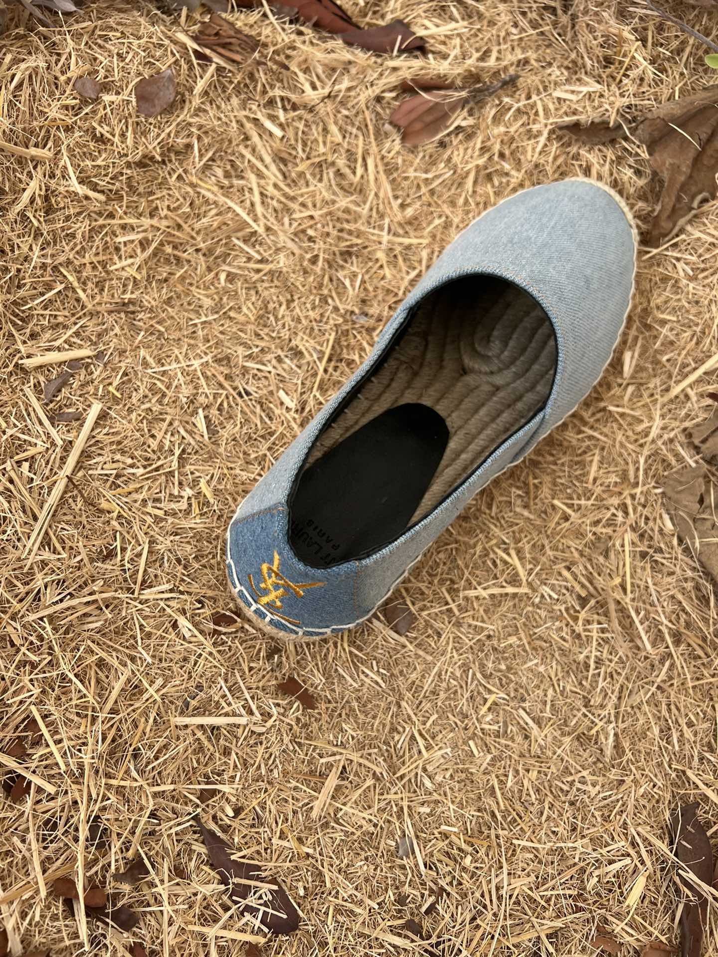 Sa1nt Lau*nt Women’s Y51 Embroidered Espadrilles Blue For Women Y51