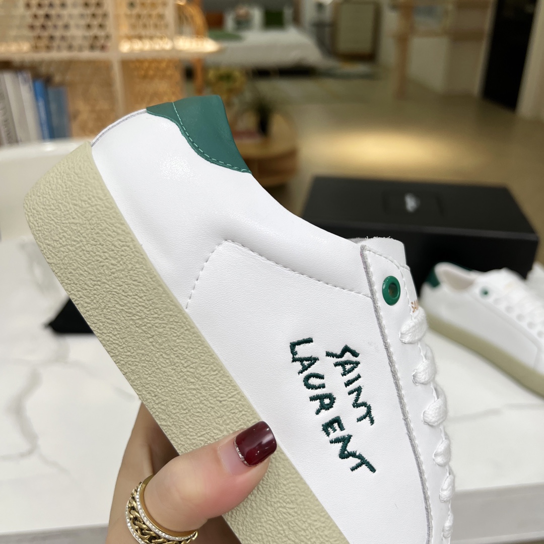 Sa1nt Lau*nt Women’s Court Classic Sl/06 Embroidered Sneakers Green For Women Y51