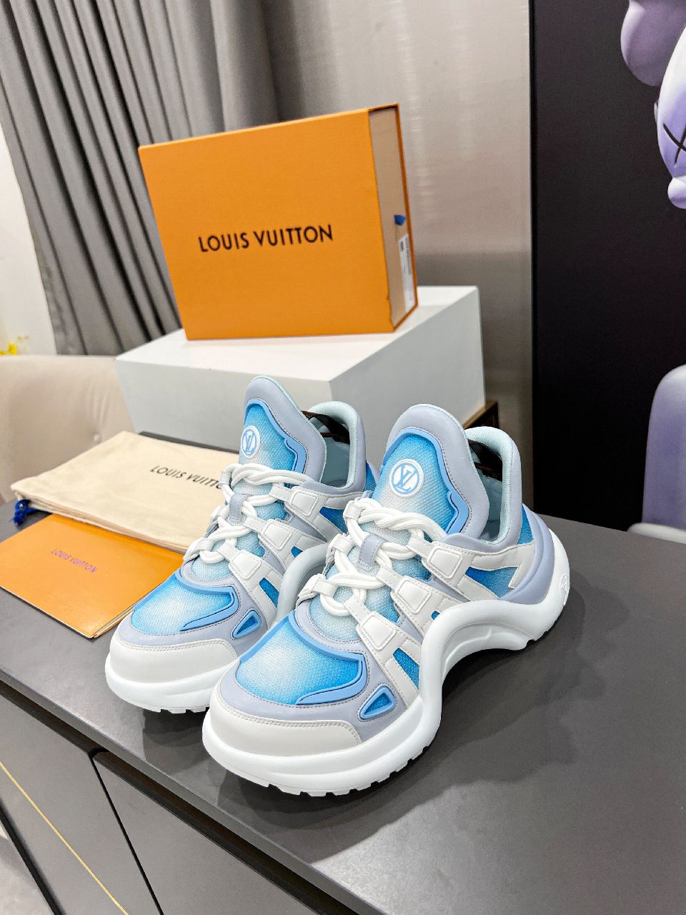 L0vis Vvtt0n Women’s LV Archlight Sneaker Blue For Women LV 1A9RVB