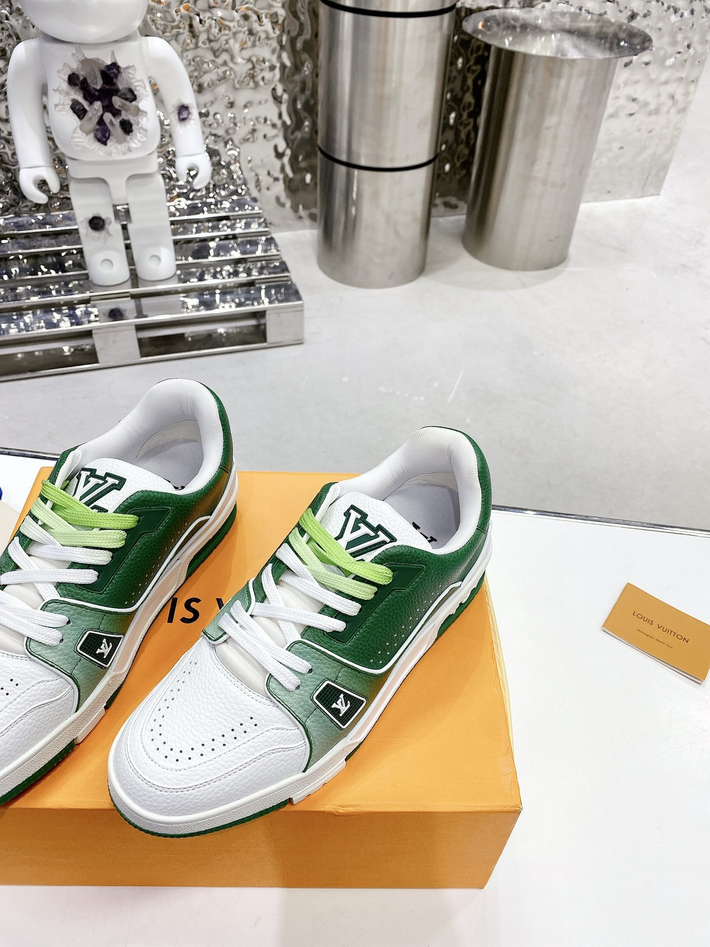 L0vis Vvtt0n Women’s LV Trainers Green For Women LV