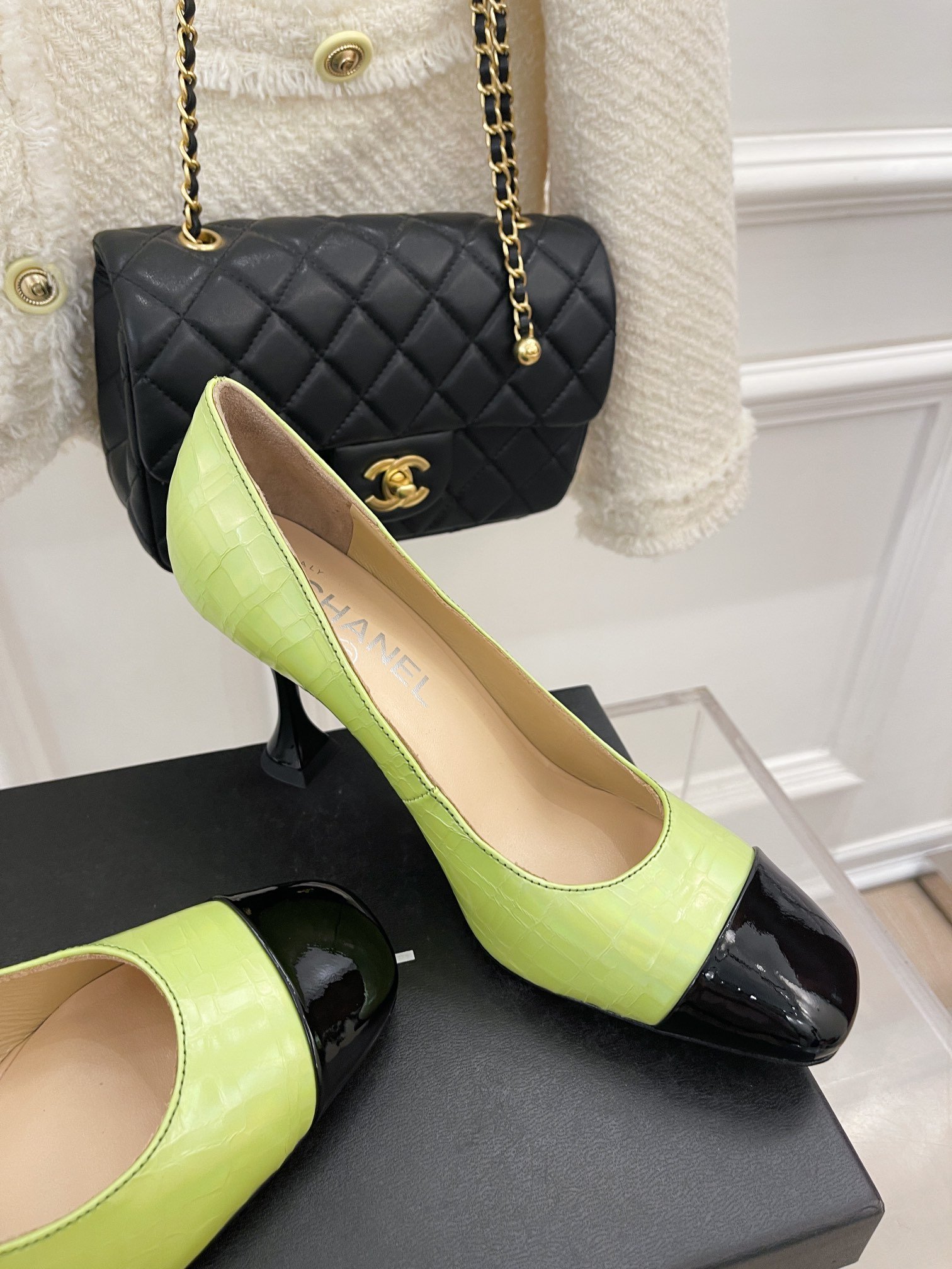Ch**el Women’s Pump & Grosgrain Green For Women