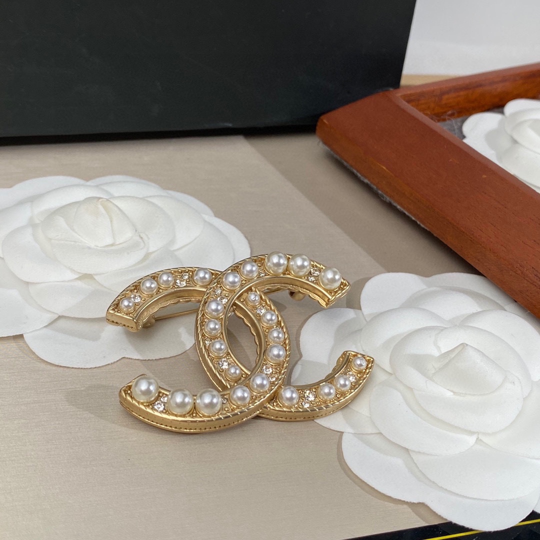 Ch**el Brooch