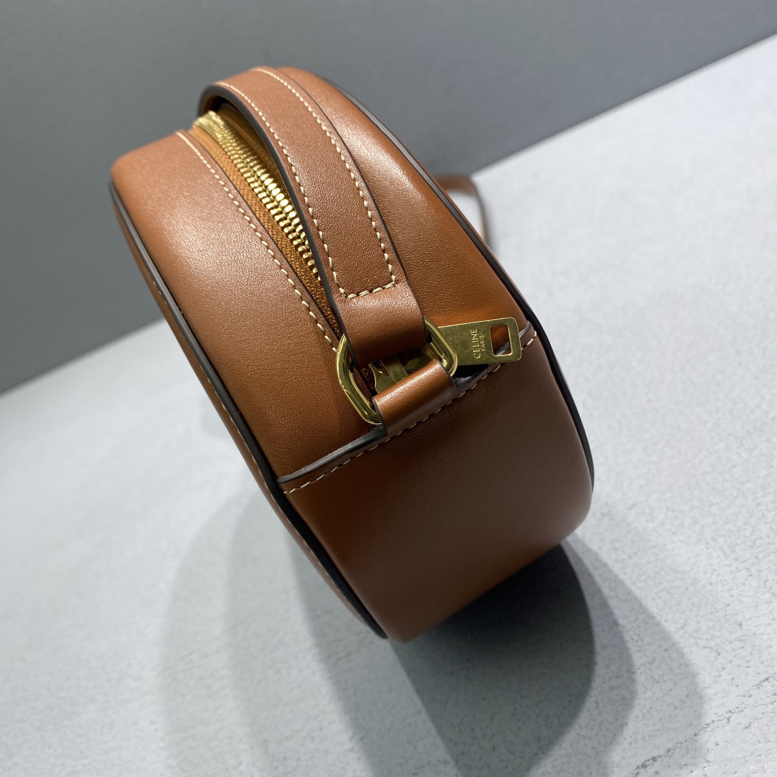 Ce1i*e Oval Bag Cuir Triomphe Brown For Women 8in/20cm 198603DXC.04LU