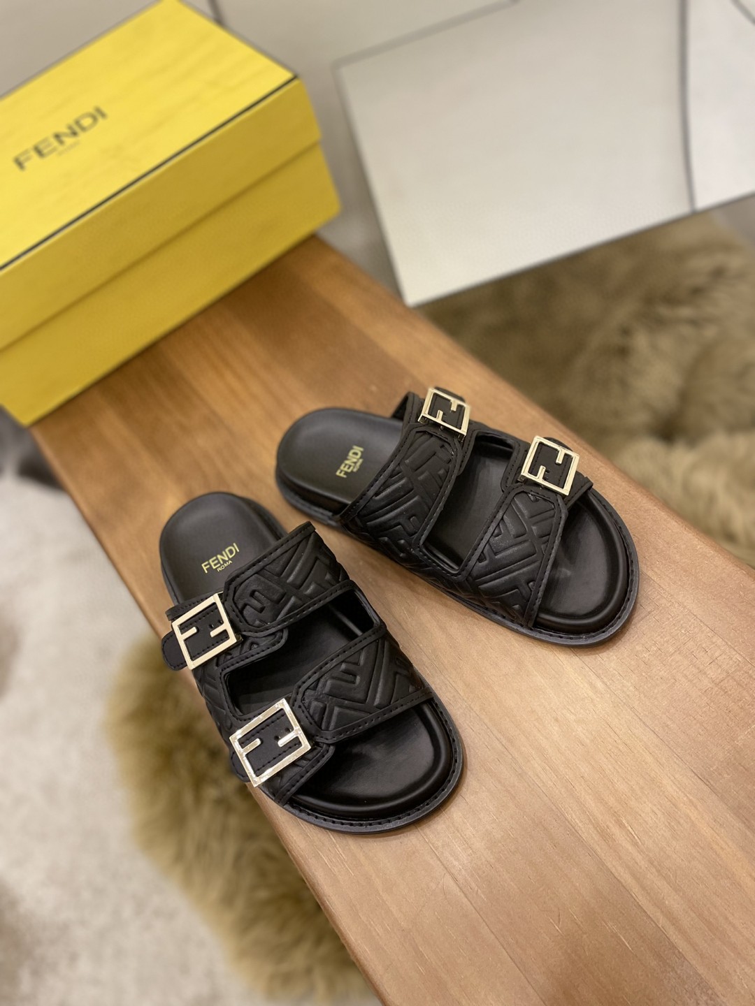 F**di Feel Slides Black For Women